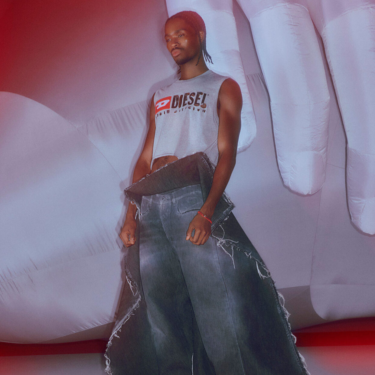 <div class="module-8__title"><div class="pd-heading__container">








    <h2 class="pd-heading pd-h2-style pd-text-align-left pd-heading-small"  style='' >
         SS23 Runway Show
    </h2>
</div><div class="pd-icon">

    


    
    
        
            <style>
            #icon-arrow-cta-811053b2ad339c96b689469055{
                fill:;
            }
            </style>
        
        <svg id="icon-arrow-cta-811053b2ad339c96b689469055" class="icon-arrow-cta">
            <use xlink:href="/on/demandware.static/Sites-DieselEUN-Site/-/default/dw0bd8be28/imgs/sprite.svg#arrow-cta"/>
        </svg>
    



</div></div>