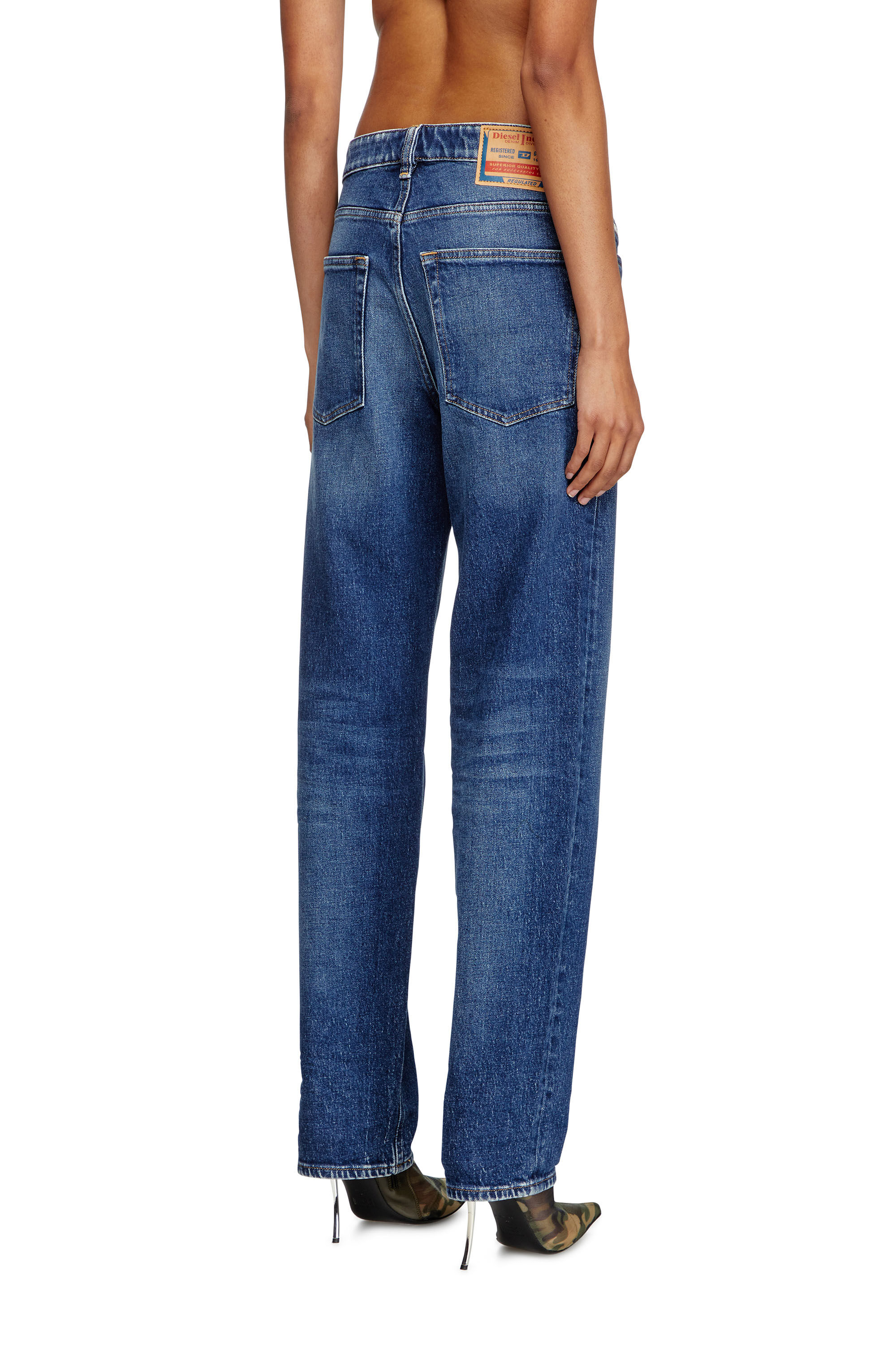 パンツ Diesel 1988 D-ARK Women's Regular Jeans | Medium blue | Diesel 1988 D-Ark