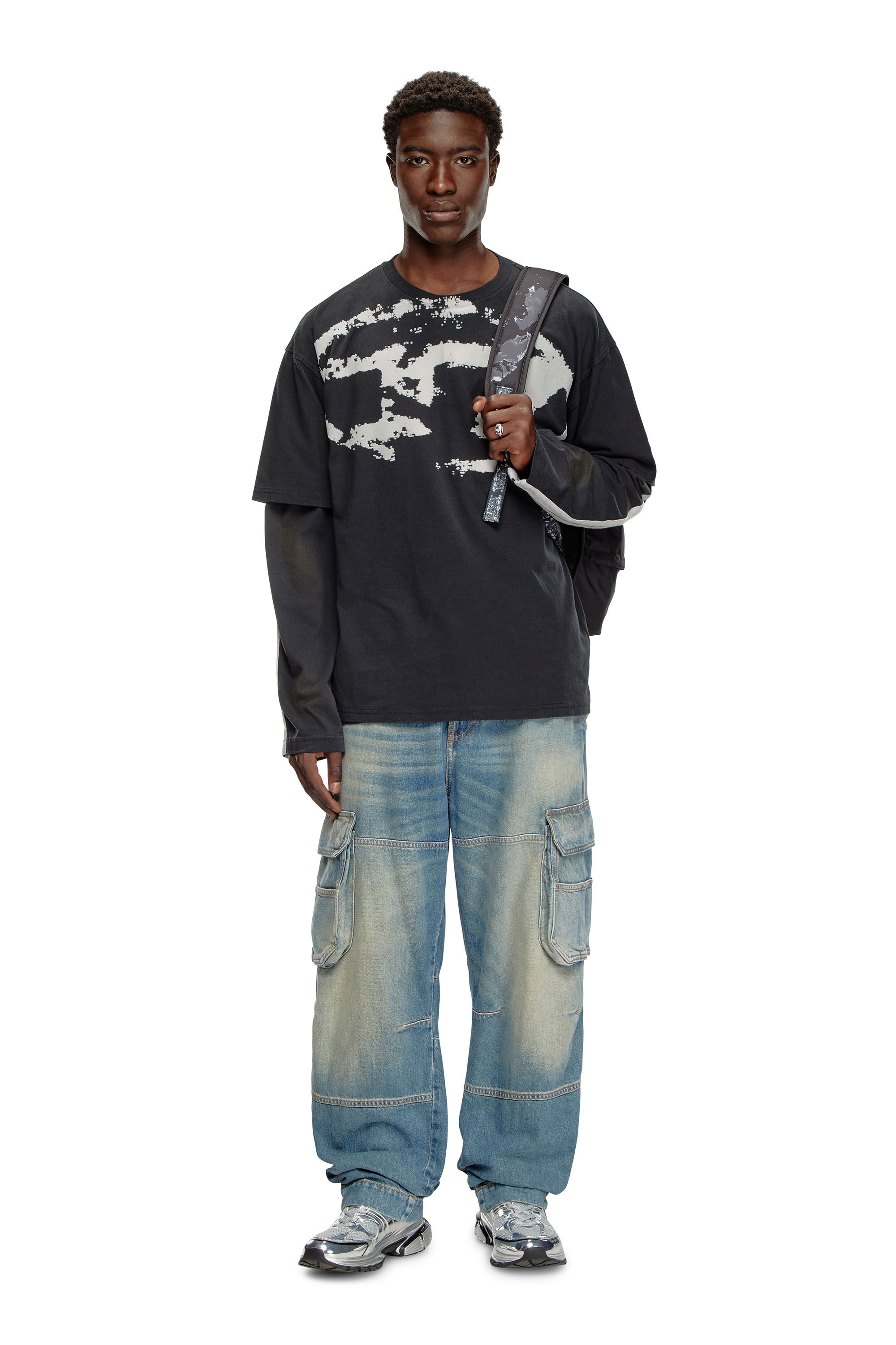 Men's T-shirt with distressed flocked logo | Black | Diesel