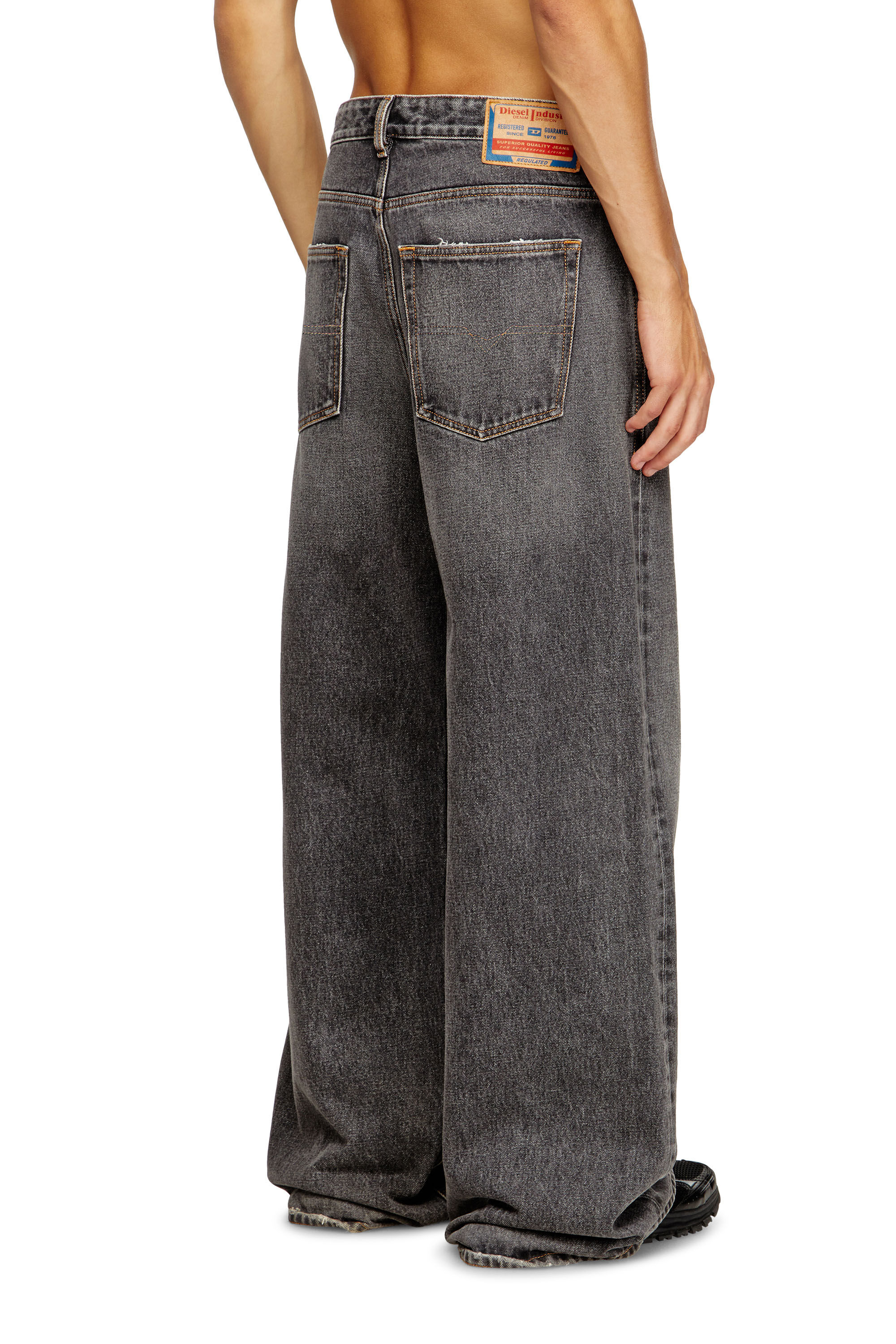 D-RISE Man: Oversized Regular Black/Dark grey Jeans | Diesel