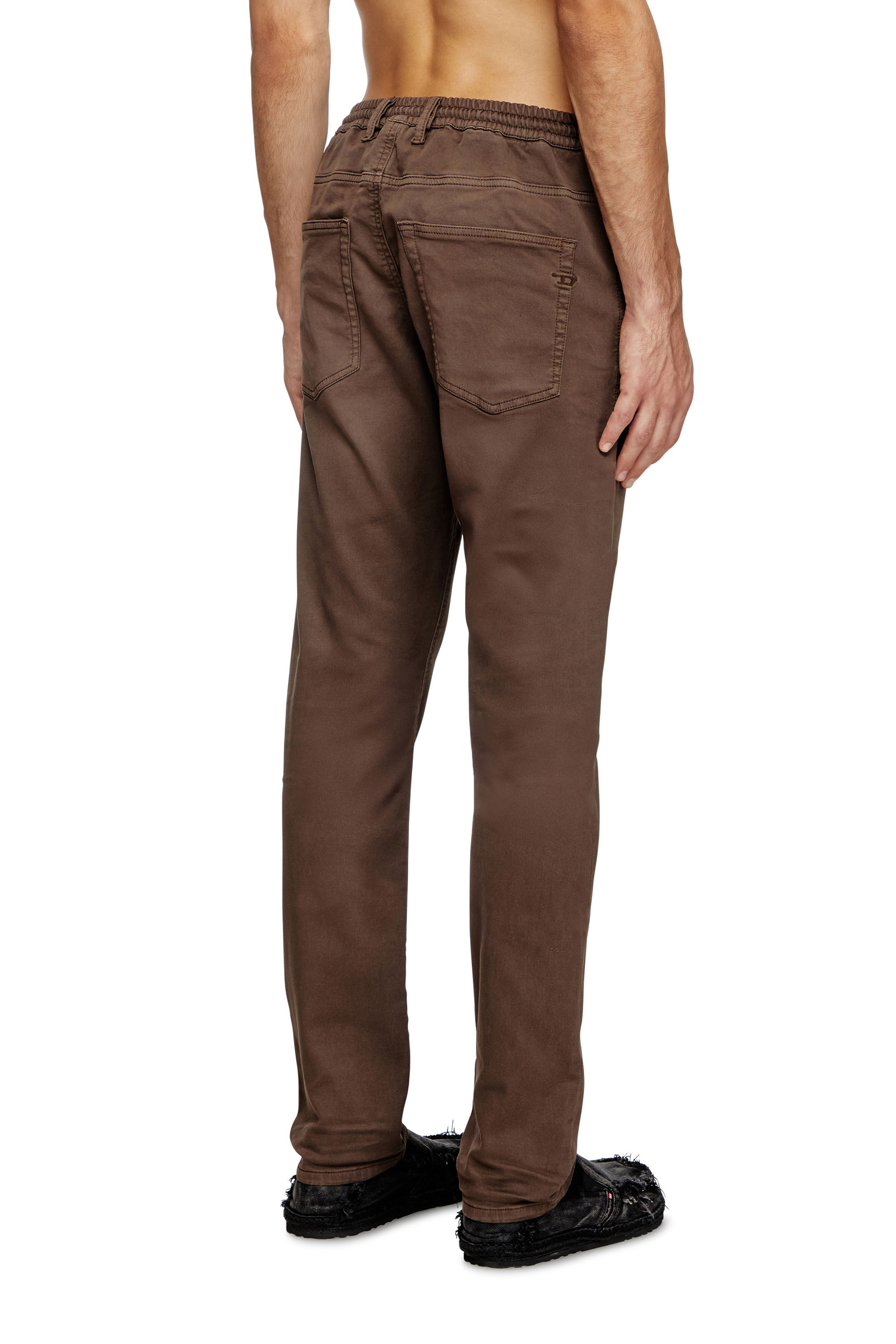 パンツ diesel brown skinny coating Men's Regular Jeans | Brown | Diesel 2032 D-Krooley Joggjeans®