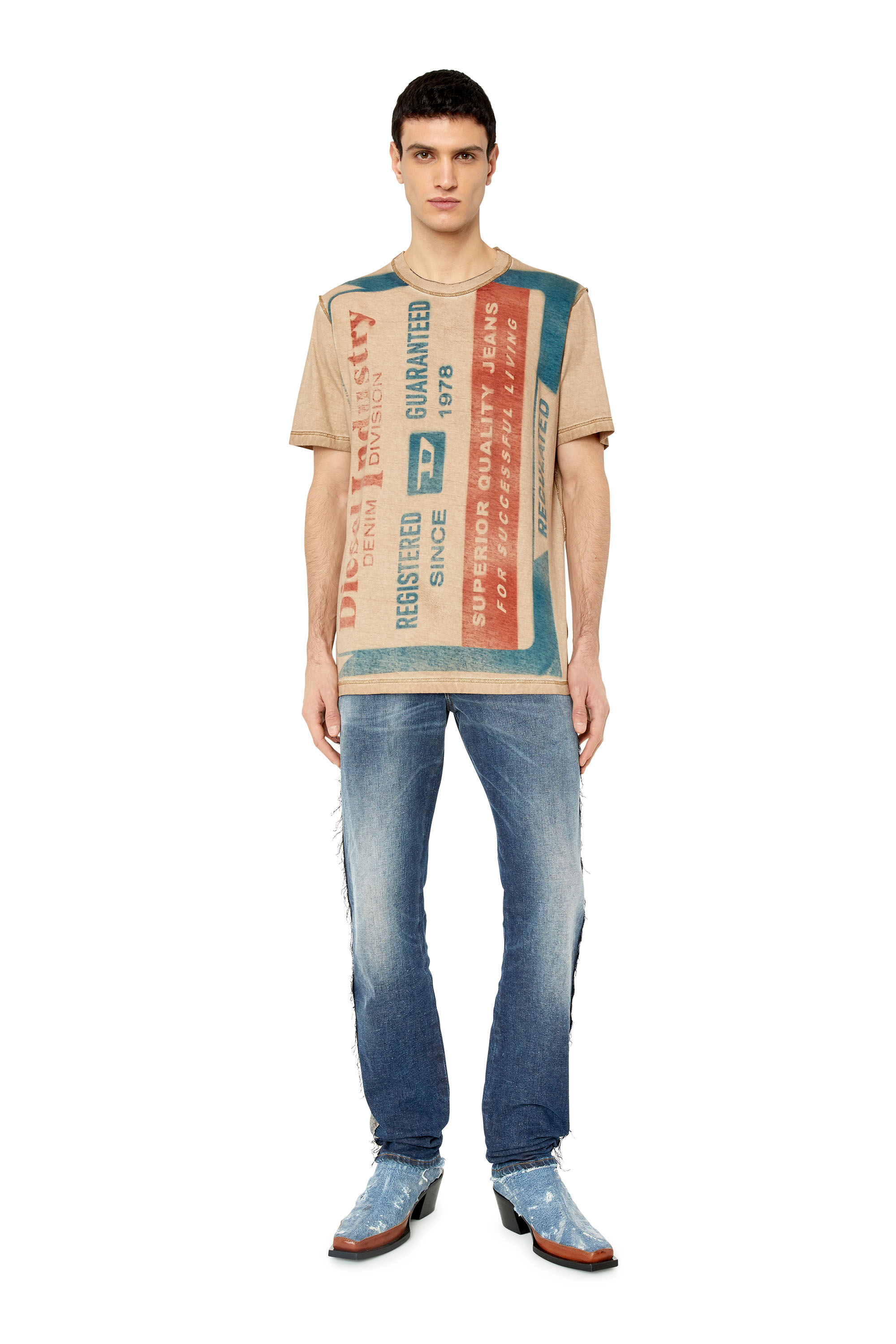T-JUST-G13 Man: T-shirt with jacron patch print | Diesel