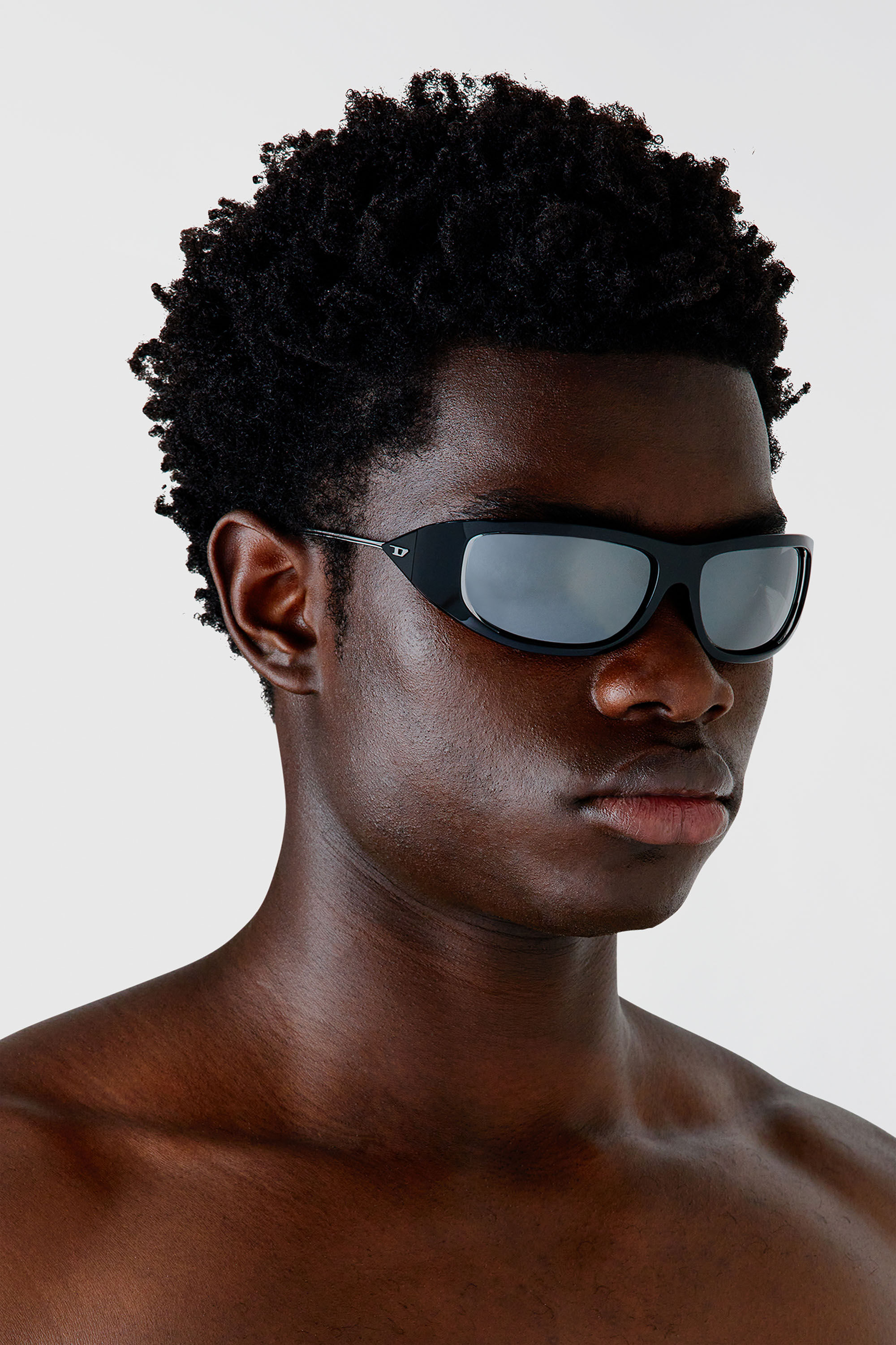 Diesel サングラス Women's Wraparound style sunglasses | Black | Diesel {{Country}}
