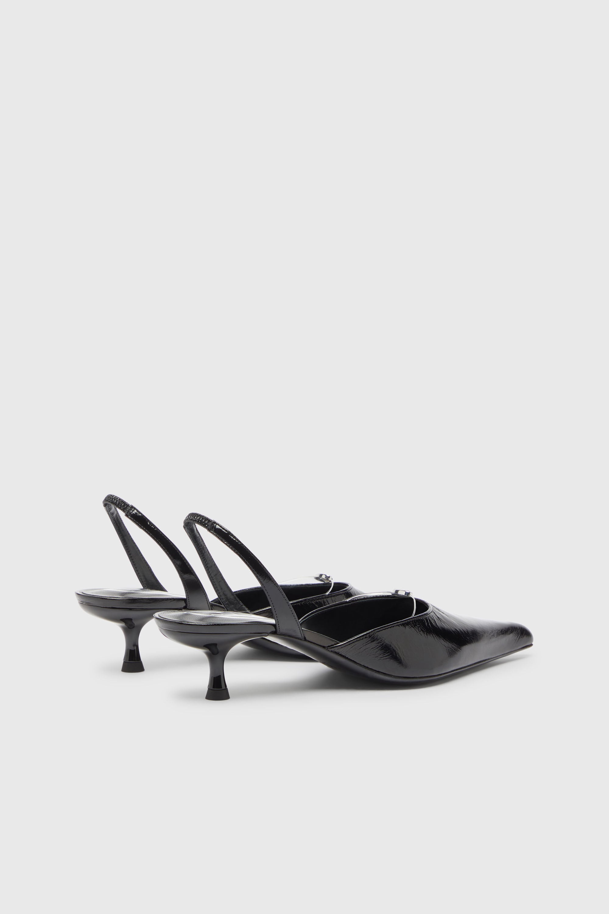 Diesel - D-JEWELS 40 D'OR, Woman's D-Jewels - Leather slingbacks with Oval D jewel in Black - 3