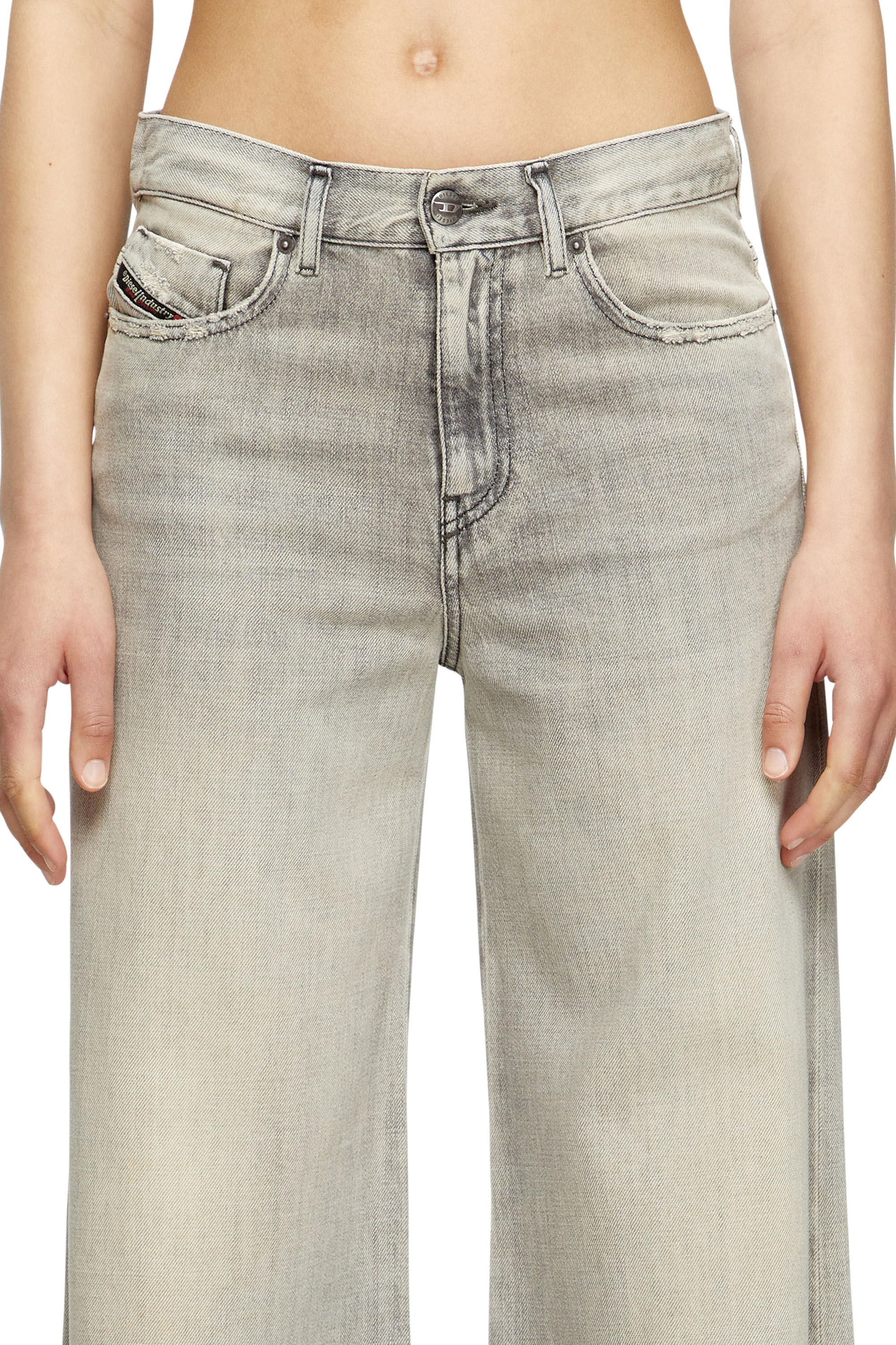 DIESEL ♪ flare jeans 1978 d-akemi 068ruデニム A03625068RU02 A03624_09J44_01_E.jpg