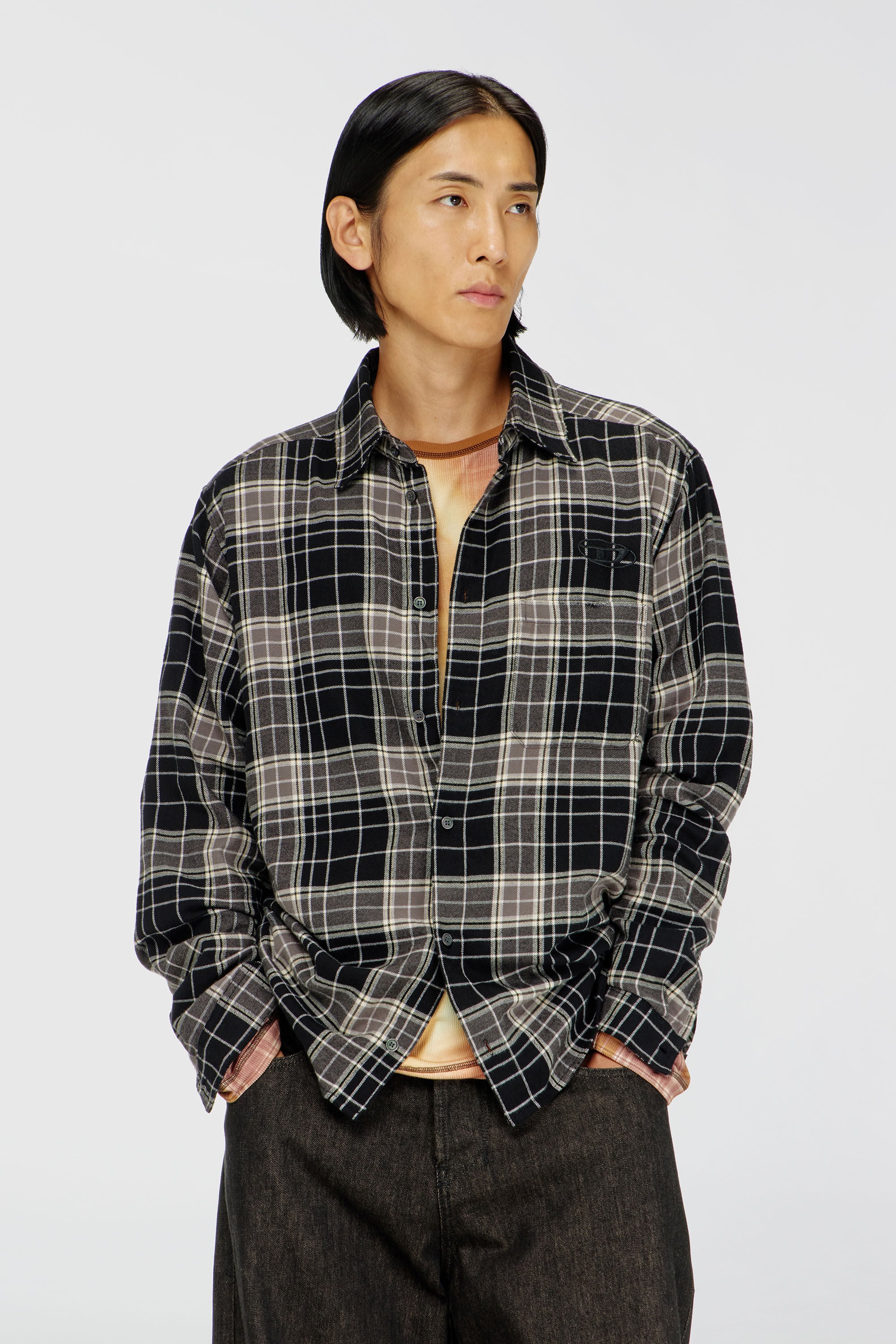 Diesel - S-SIMPLY-HNBI, Man's Distressed shirt in check flannel in Black/Grey - 3