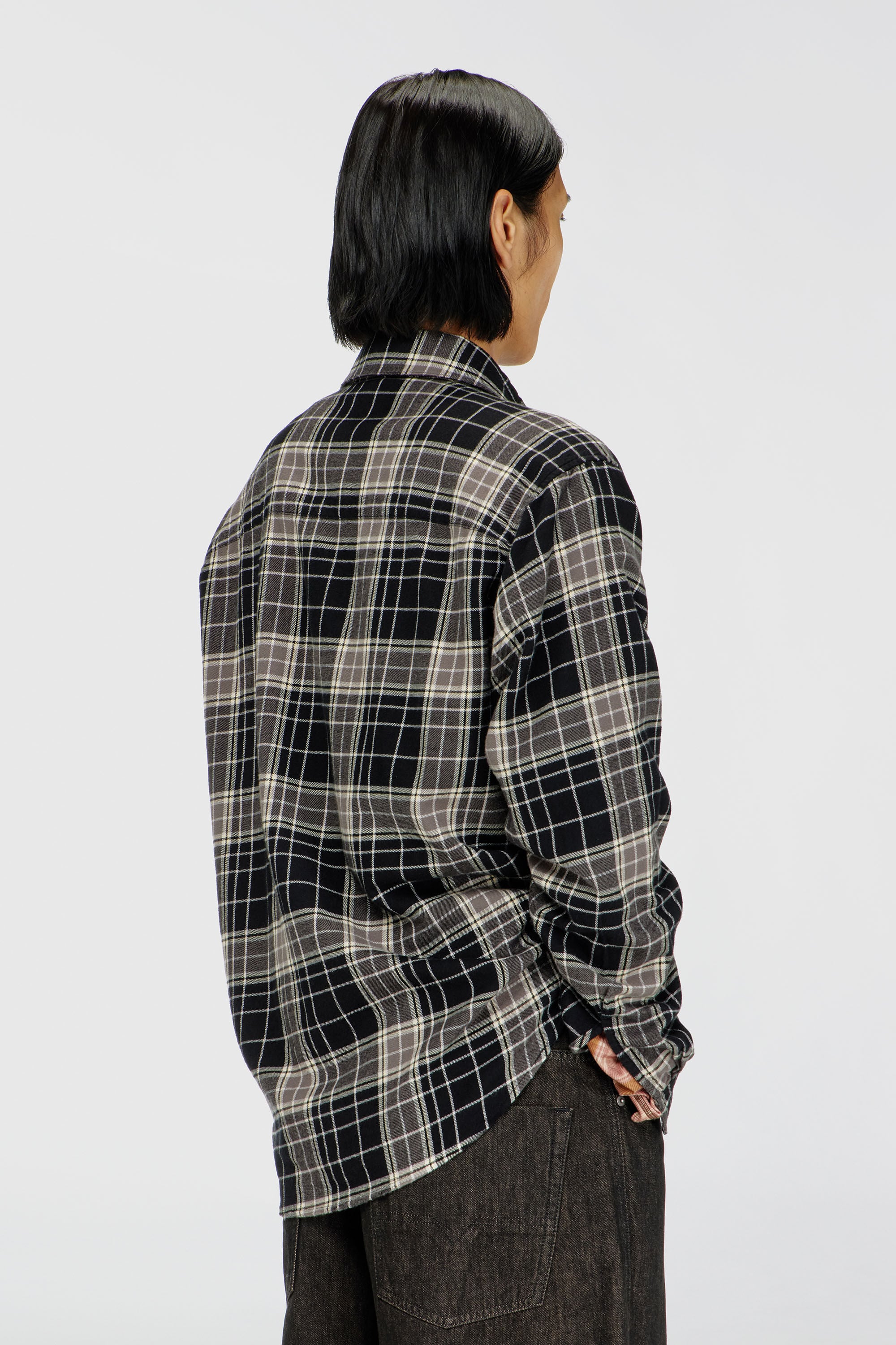 Diesel - S-SIMPLY-HNBI, Man's Distressed shirt in check flannel in Black/Grey - 4