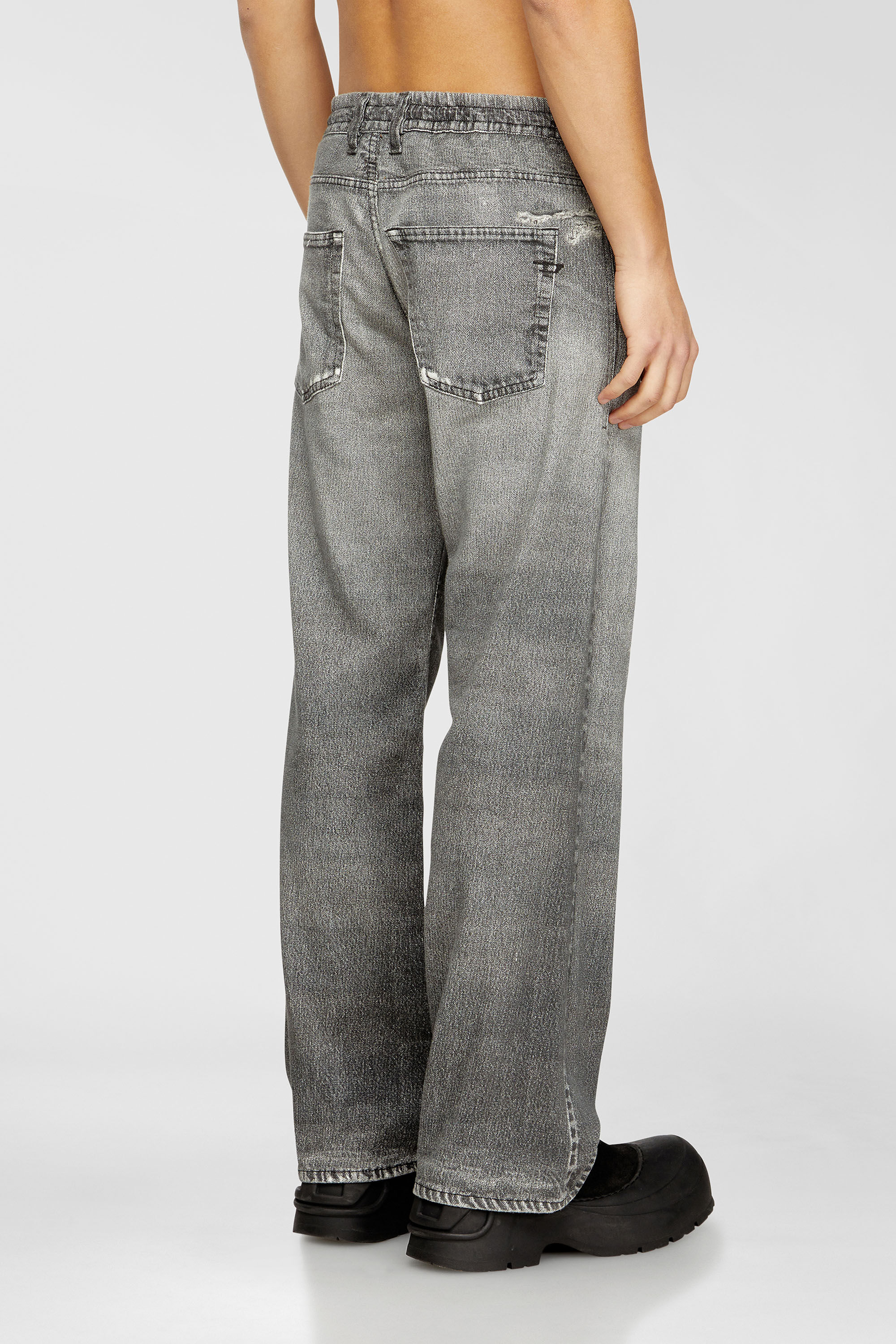 Diesel - Man's Relaxed 2080 D-Reel Joggjeans&reg; 068US, Grey - 3