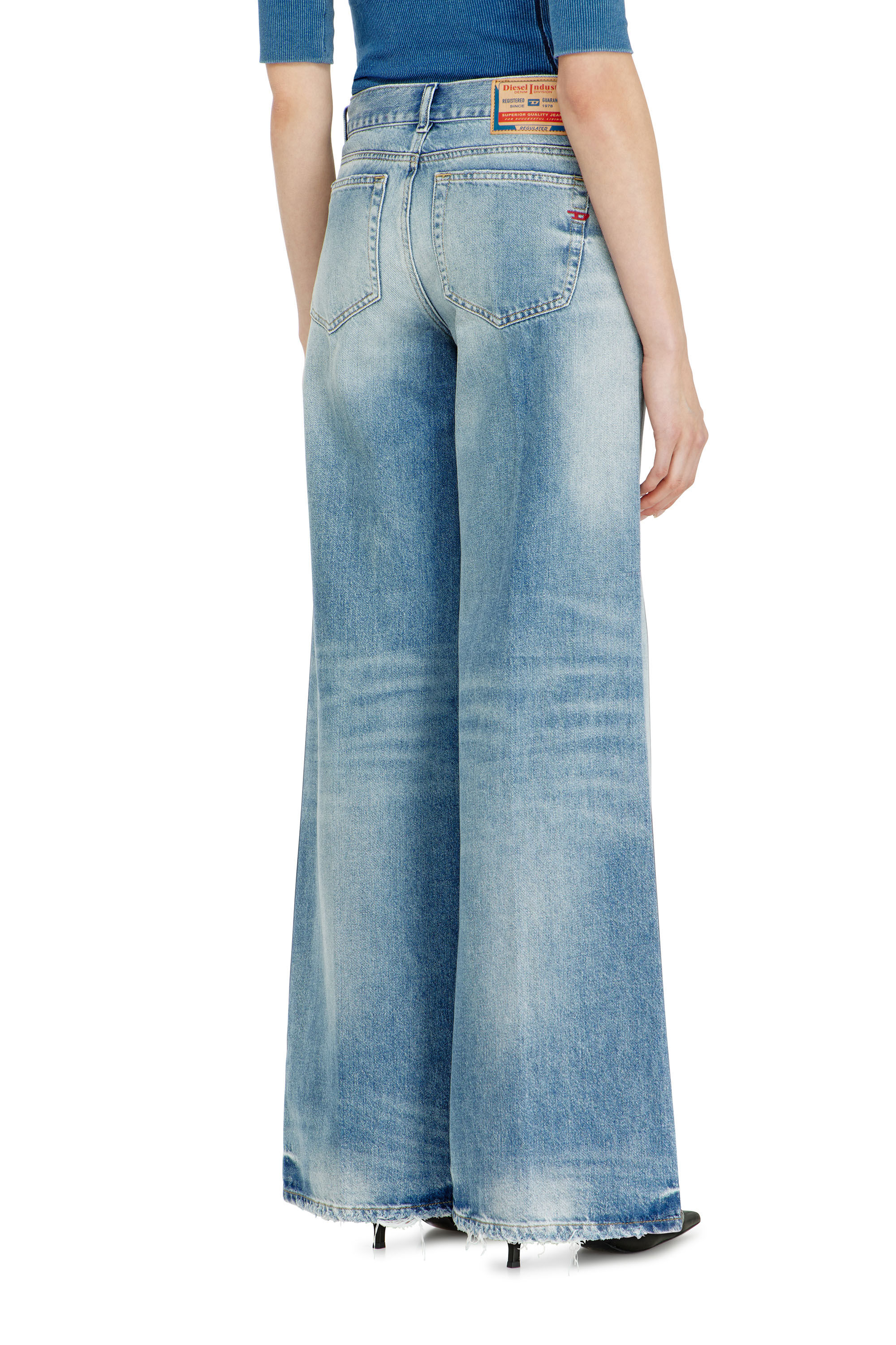 Women's Flare Jeans | Regular Waist 1978 D-Akemi | Light Blue