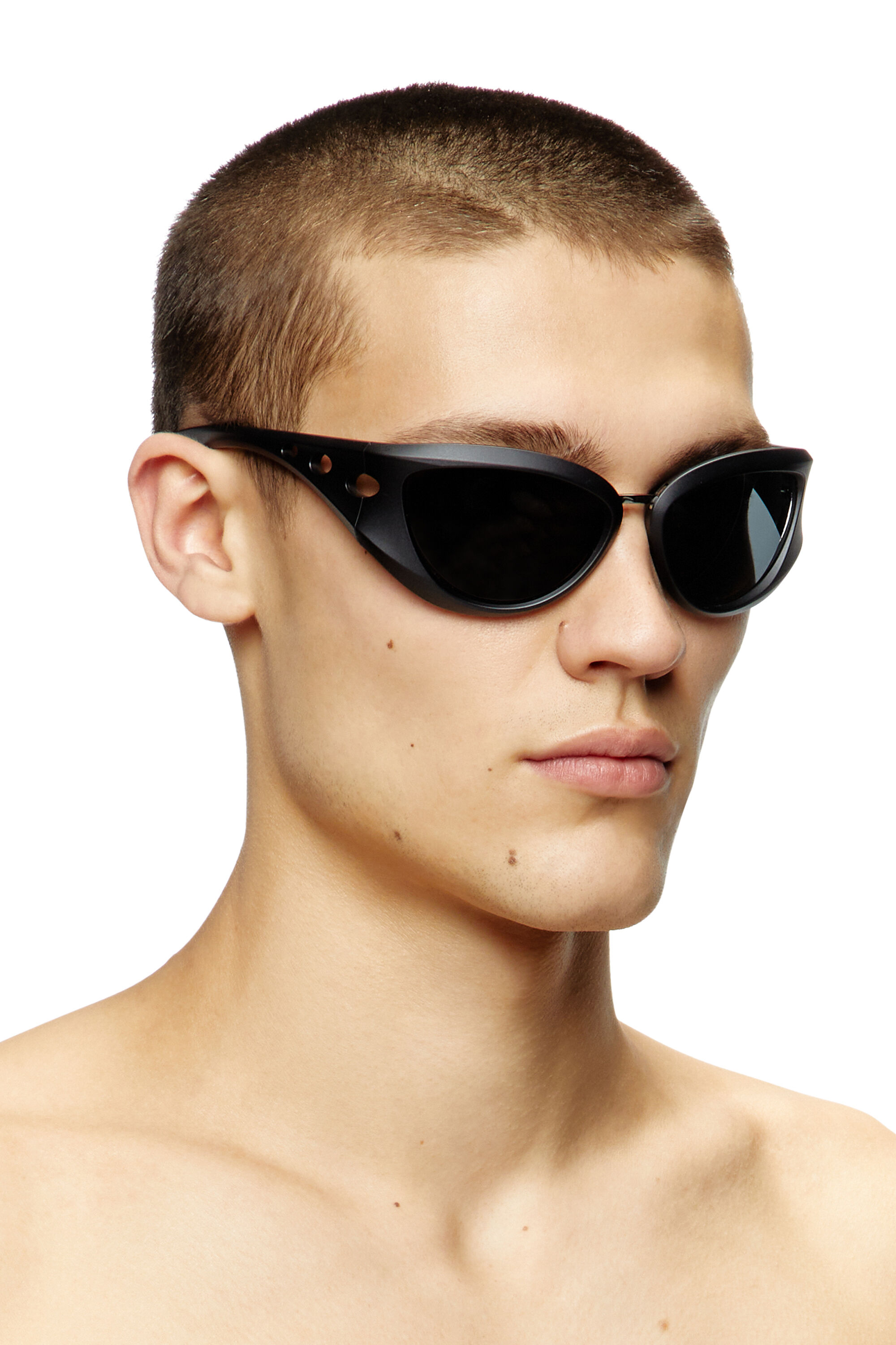 Women's Cat-eye style sunglasses | Black | Diesel {{Country}}