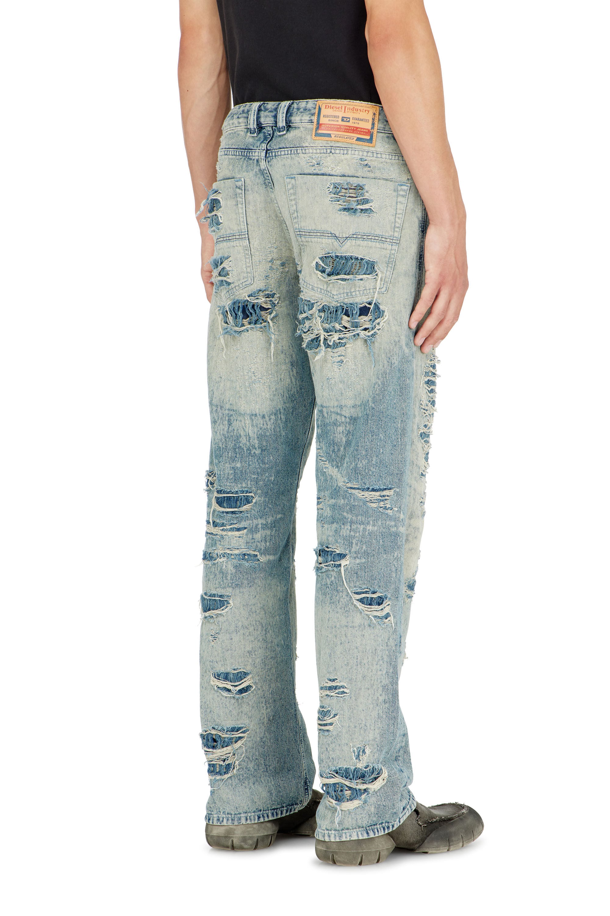 Diesel - Man's Relaxed Jeans 1980 D-Eeper 068YM, Medium blue - 5