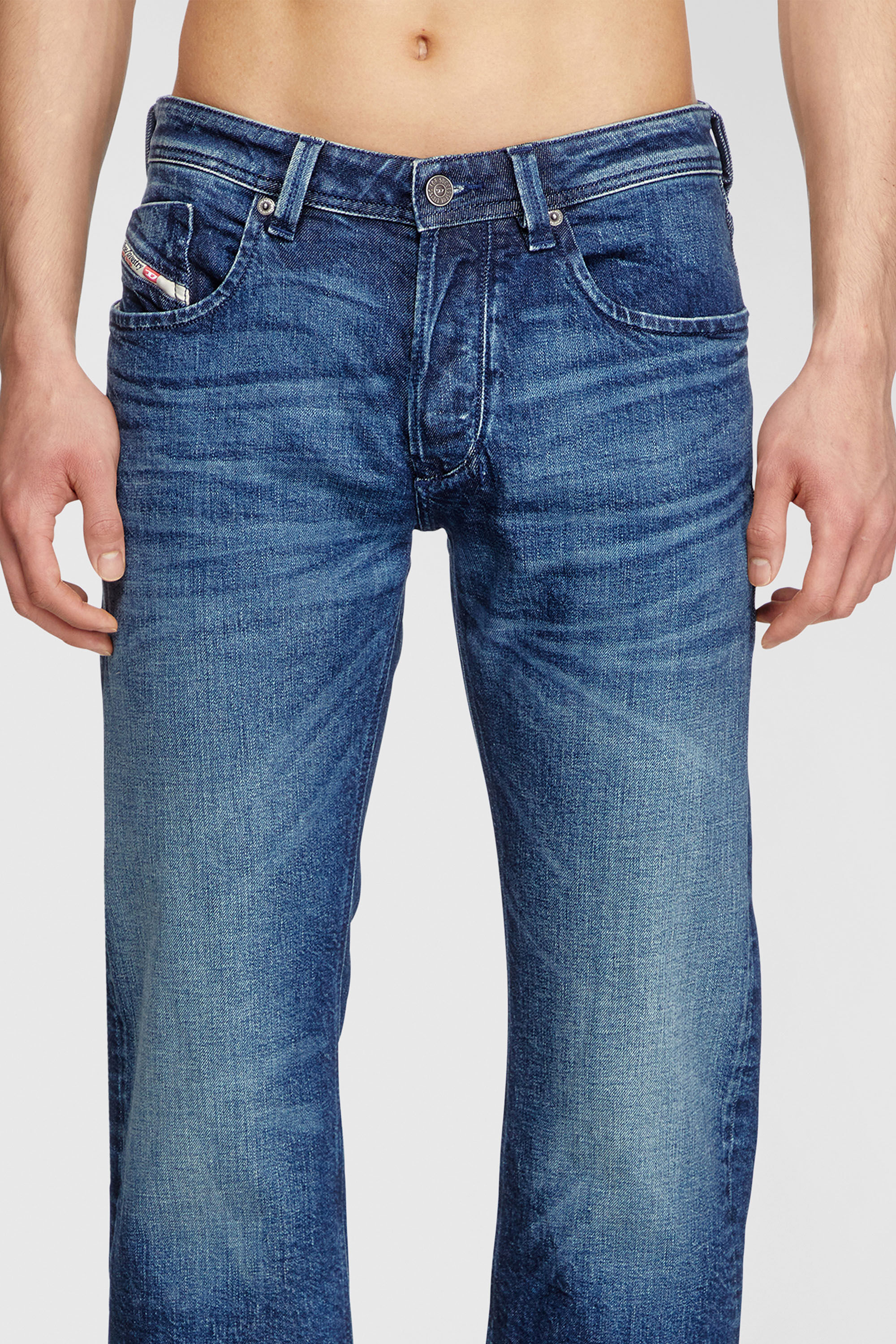 Diesel - Man's Regular Jeans 1985 Larkee 09L51, Dark Blue - 5