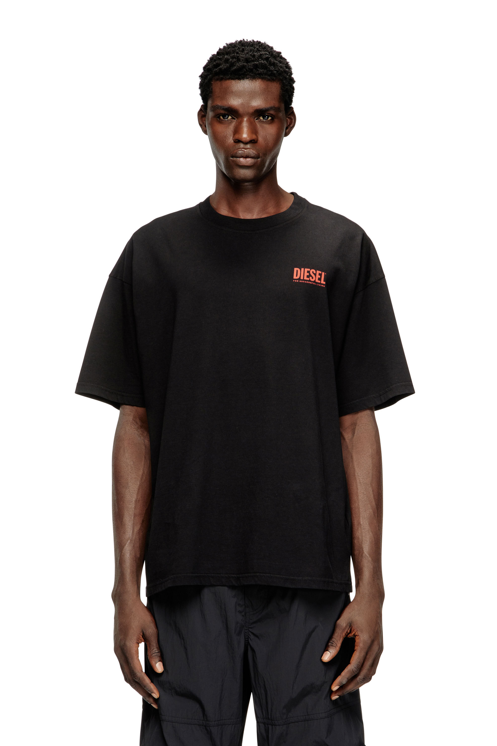 diesel Tシャツ Men's T-shirt with solid color panels | Black | Diesel