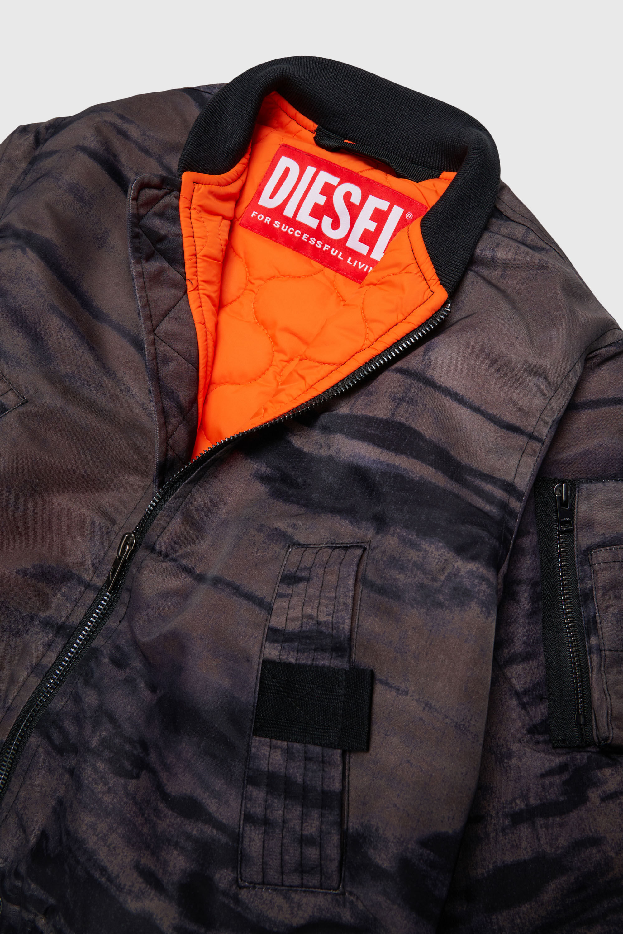 Diesel - JAKEPSDLBZ, Man's Nylon bomber jacket with quilted lining in Green - 3