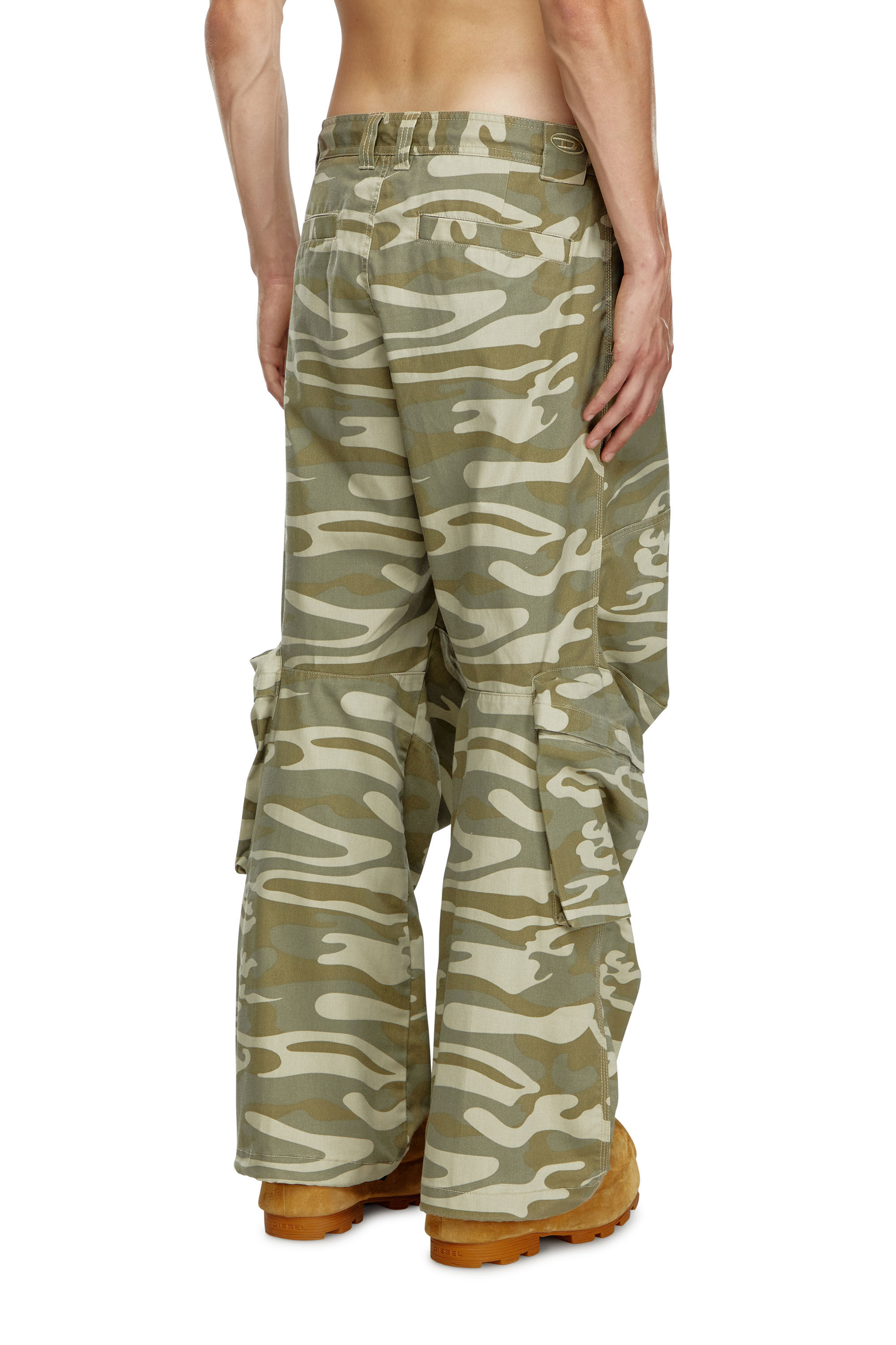 Green and white camo pants hotsell