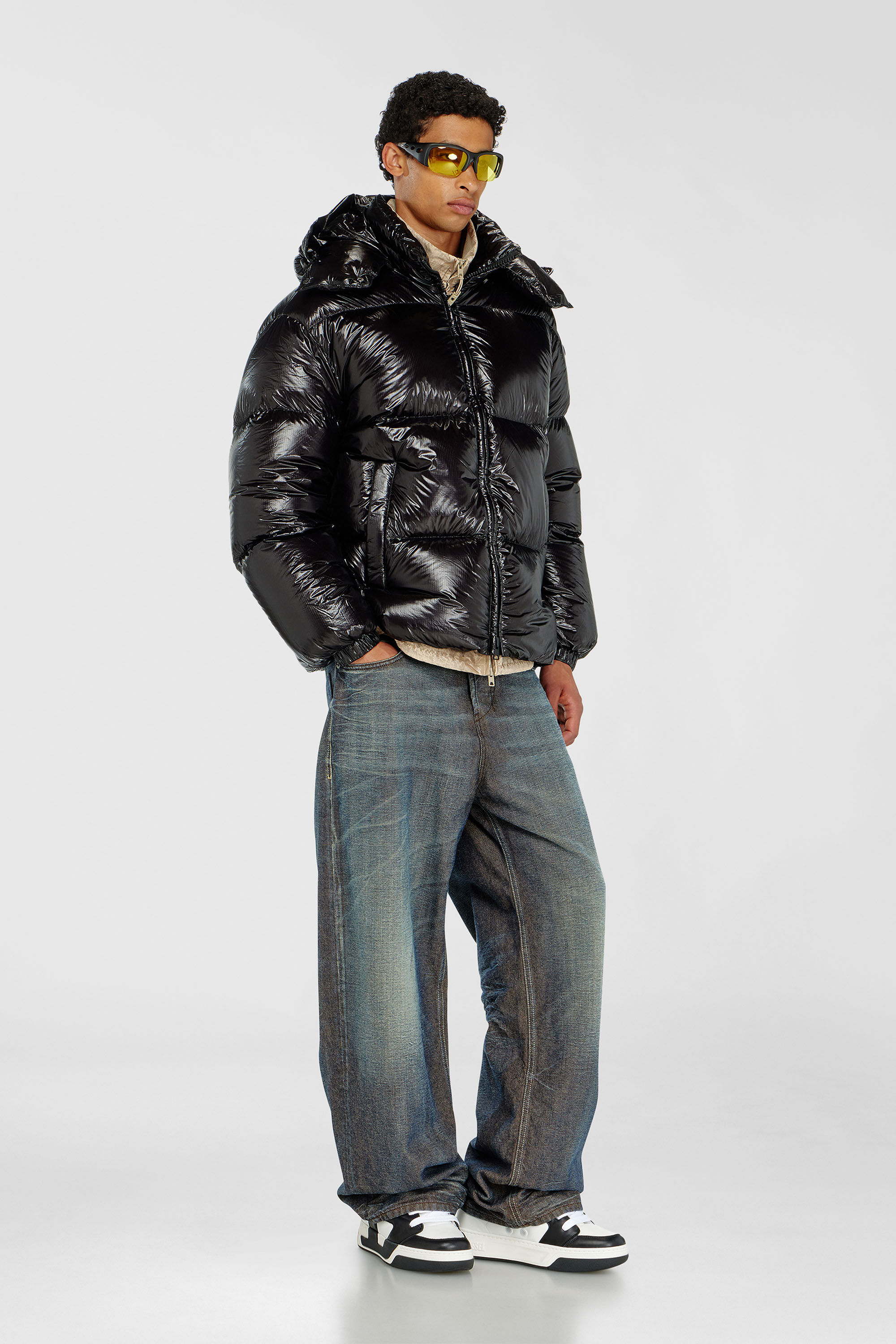Diesel - W-ROLFYS-WRD-BKCP, Man's Down puffer jacket with detachable hood in Black - 1