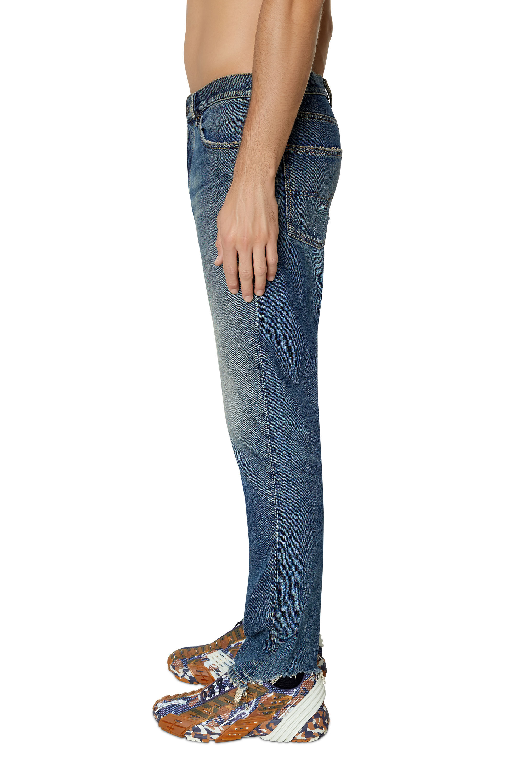 Diesel - 1995 D-Sark 09D93 Straight Jeans, Dark Blue - Image 5