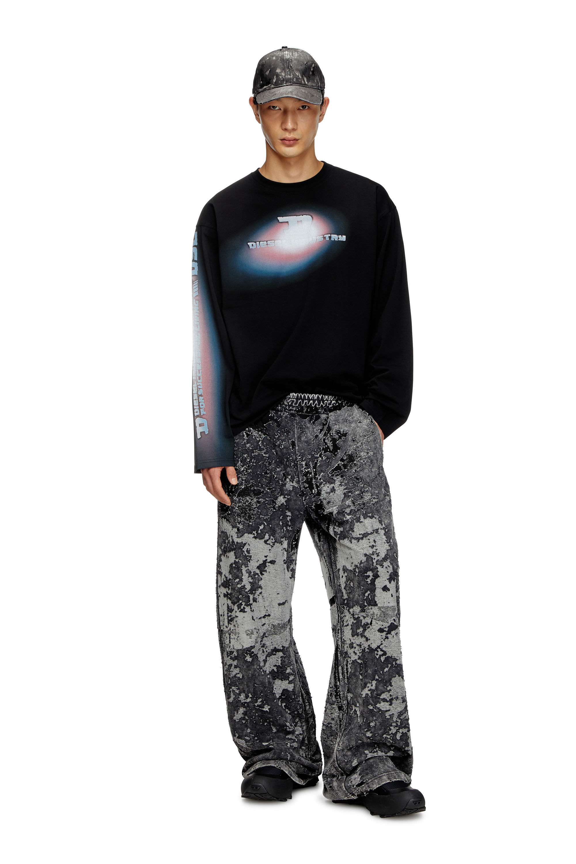 Diesel - P-MARTIS-SHOW, Man's Burnout track pants with camo effect in Black - 1