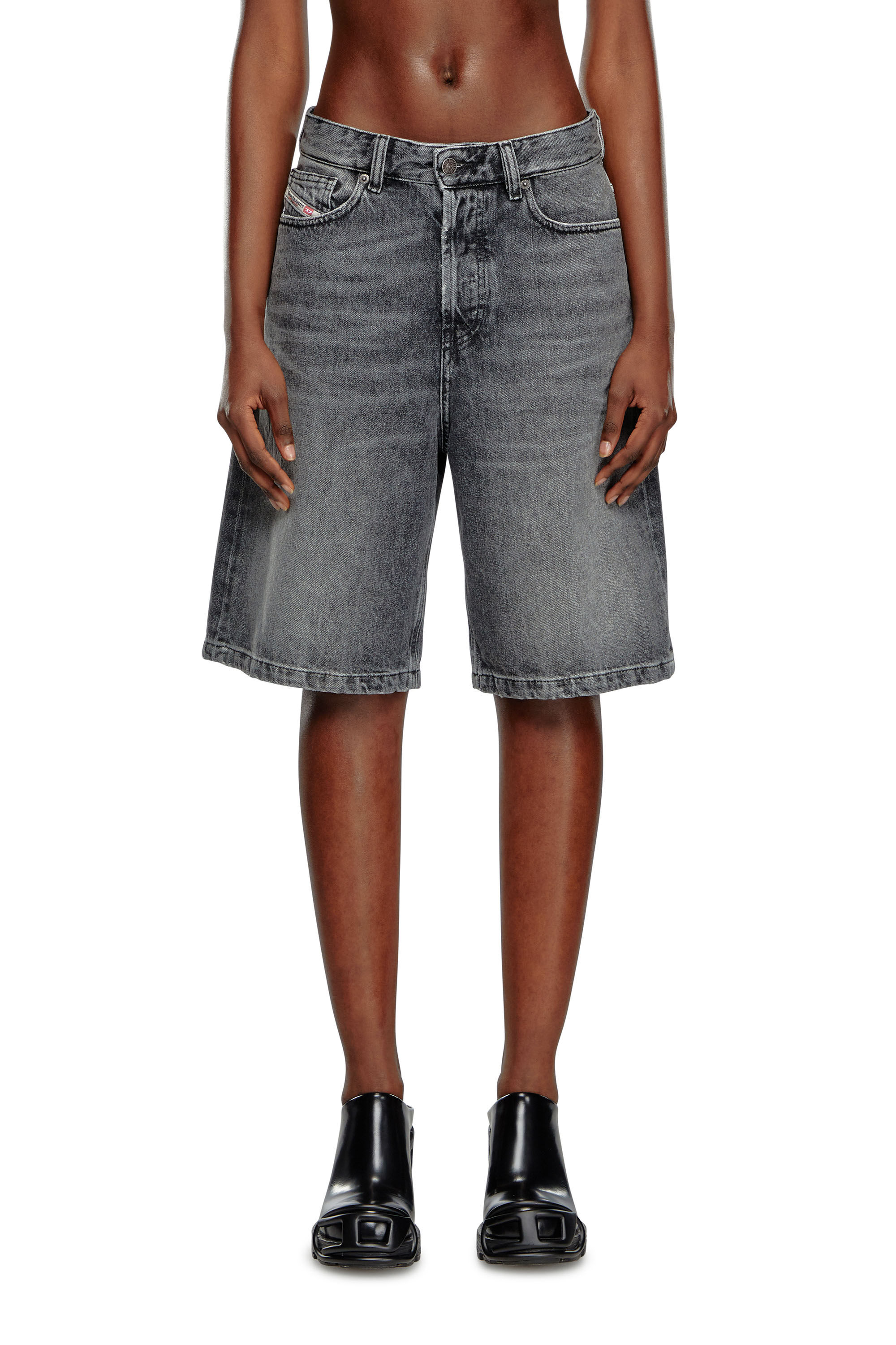 Women's Shorts in clean-wash denim | Black | Diesel