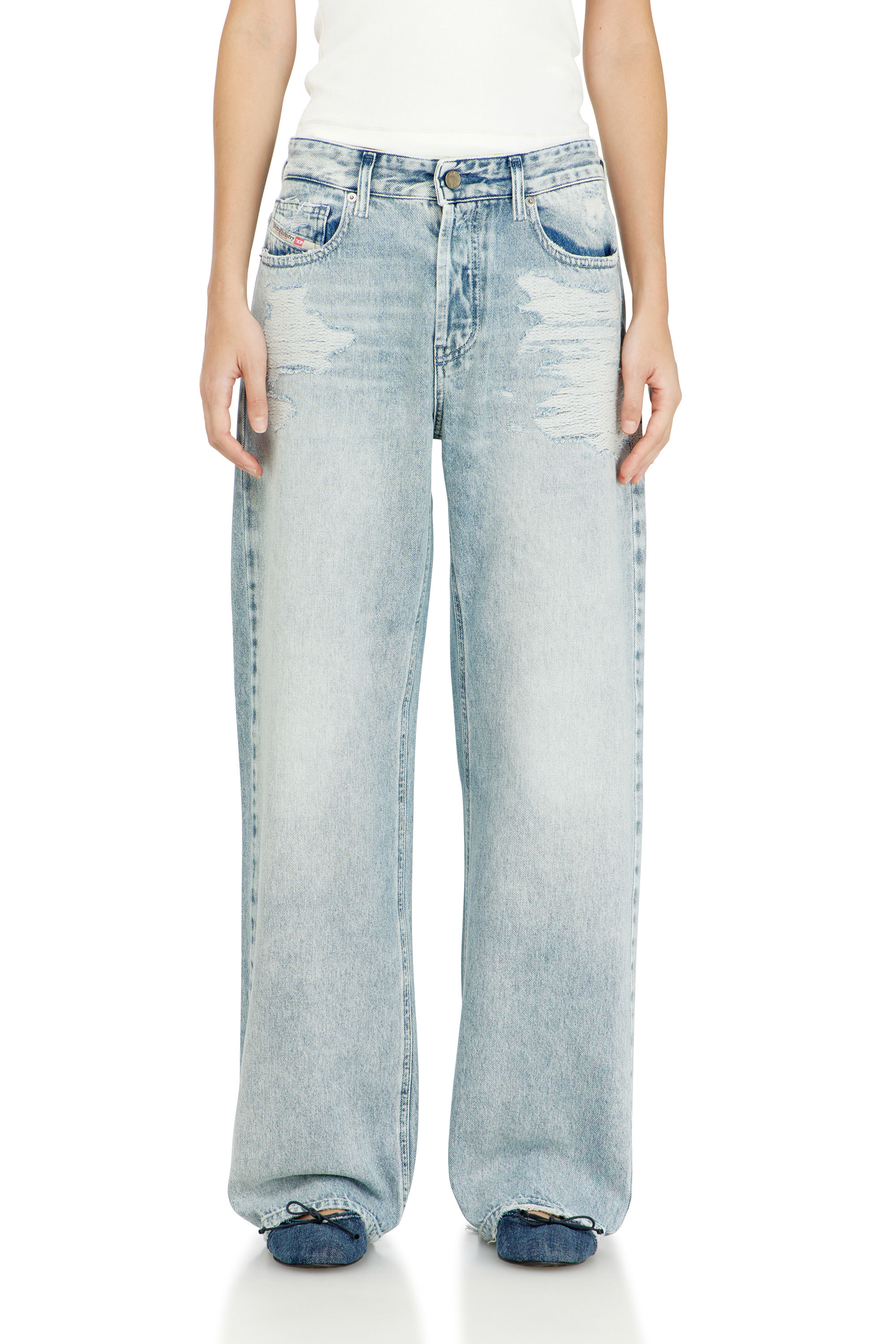 Diesel - Woman's Relaxed Jeans 1990 D-Waigee 09R51, Light Blue - 4