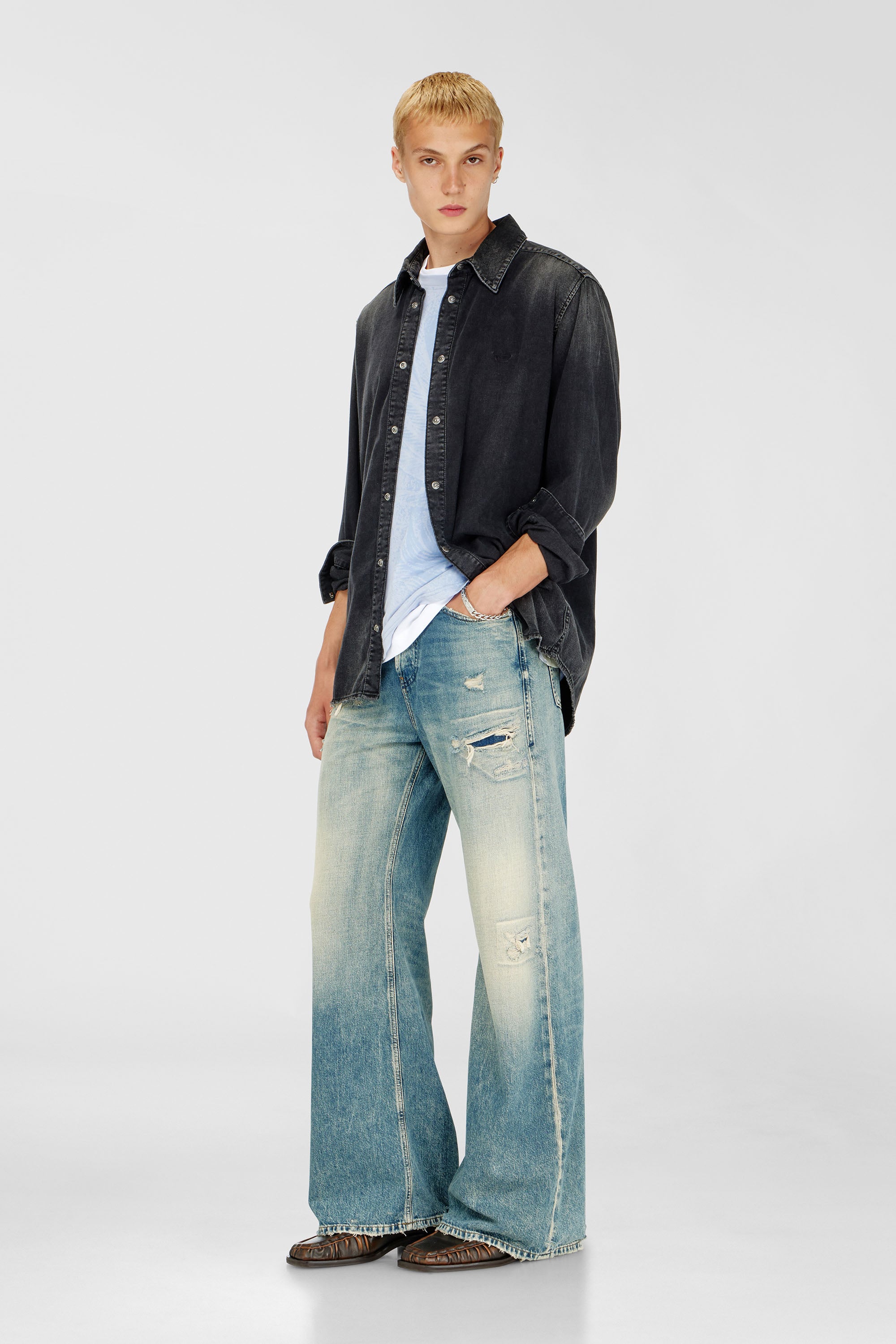Long-sleeve denim shirt