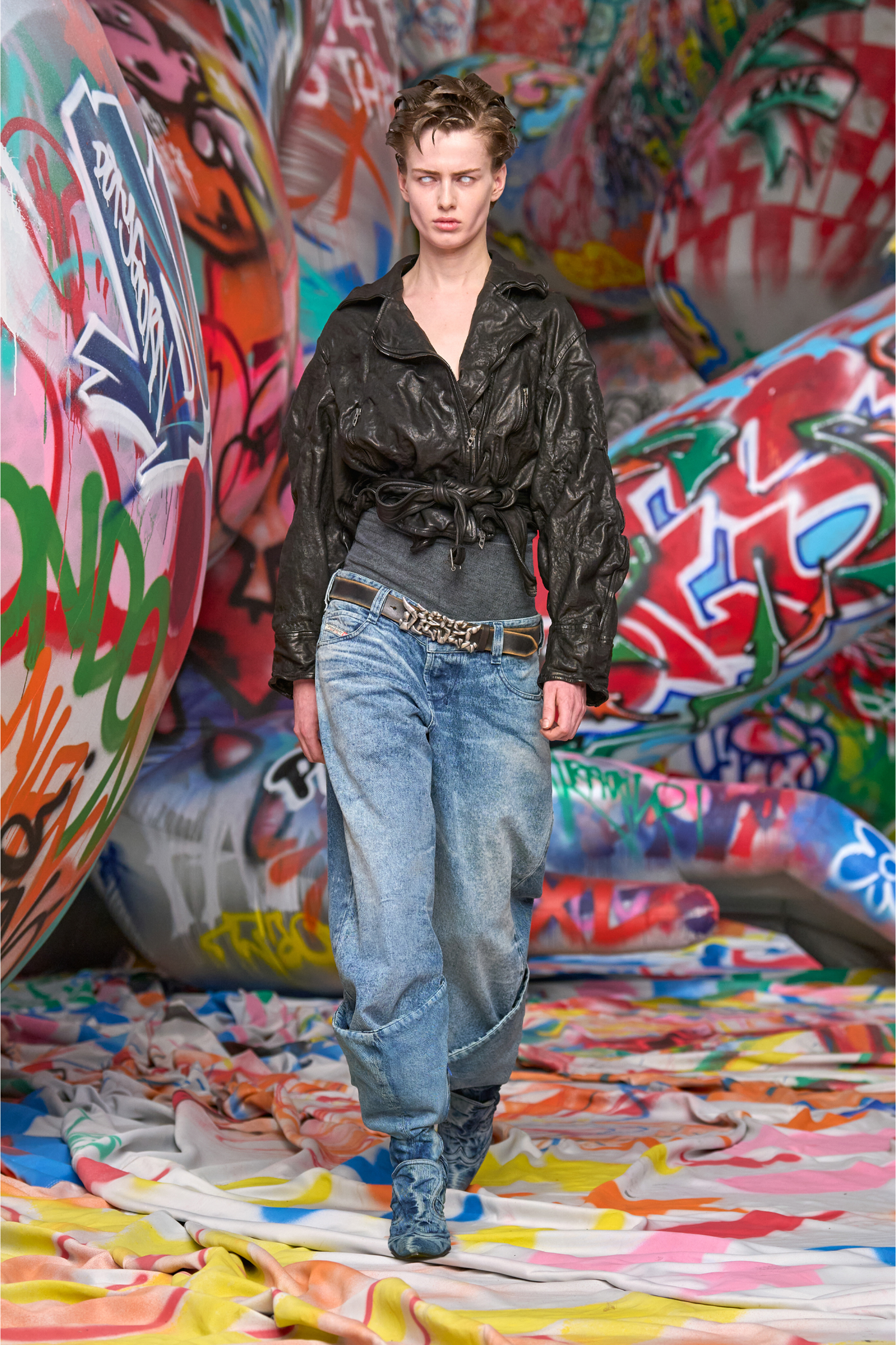 Diesel - Woman's Relaxed Jeans D-Eni 09N97, Medium blue - 2