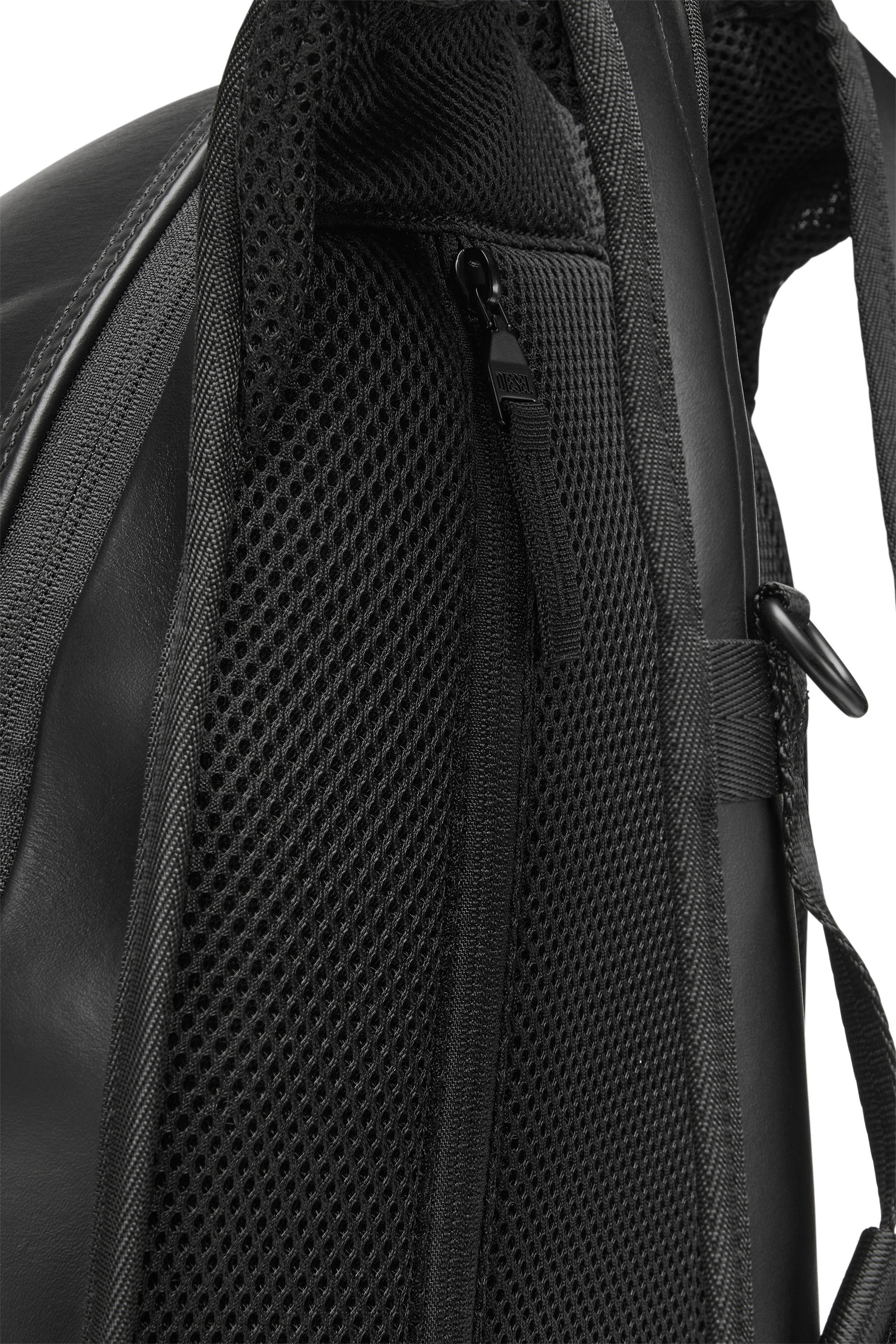 Men's Backpacks: leather, zippered, PC holder | Diesel®