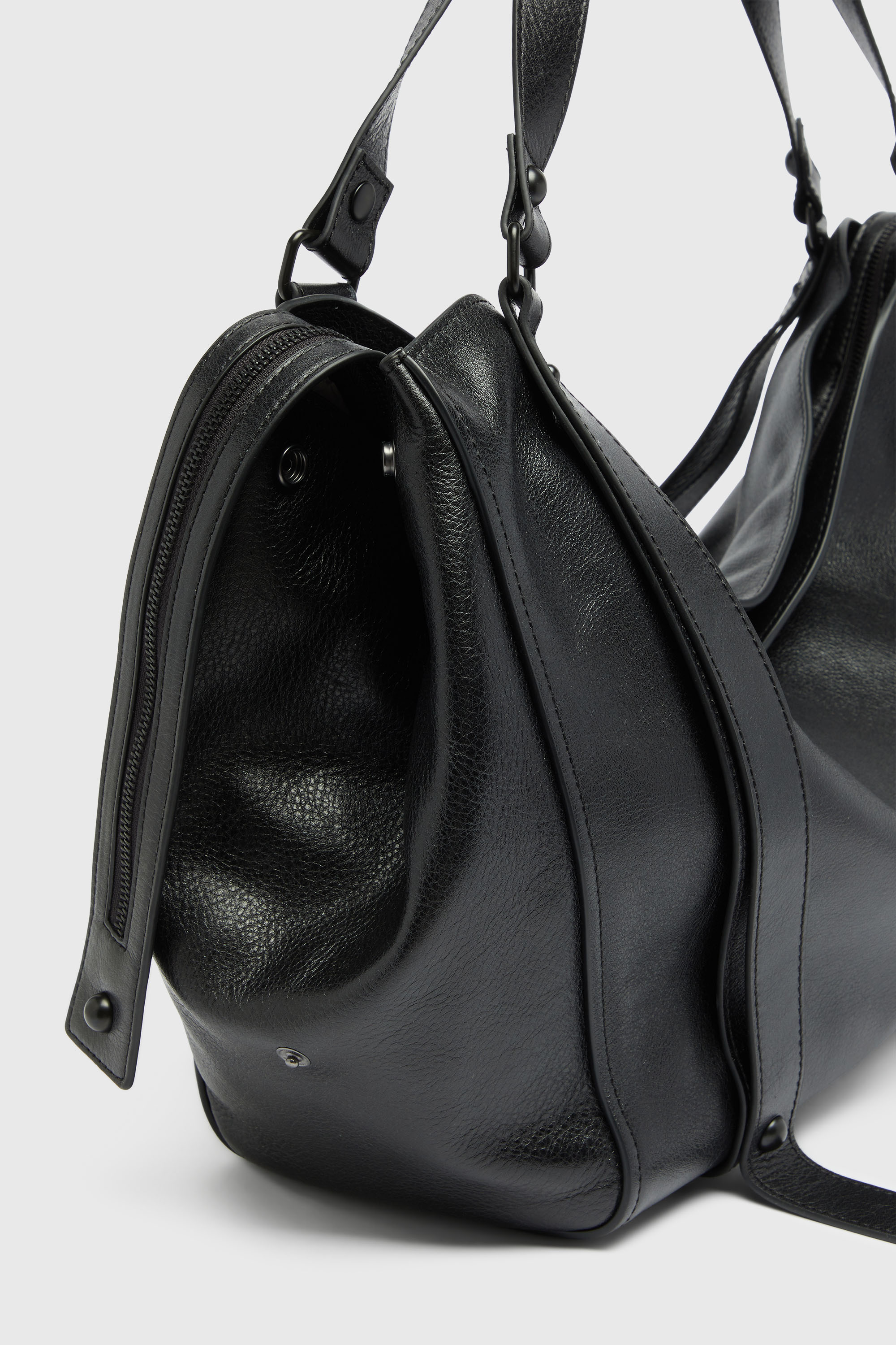 Diesel - D-ONE TOPHANDLE L, Unisex's D-One-Large top-handle bag in leather in Black - 6