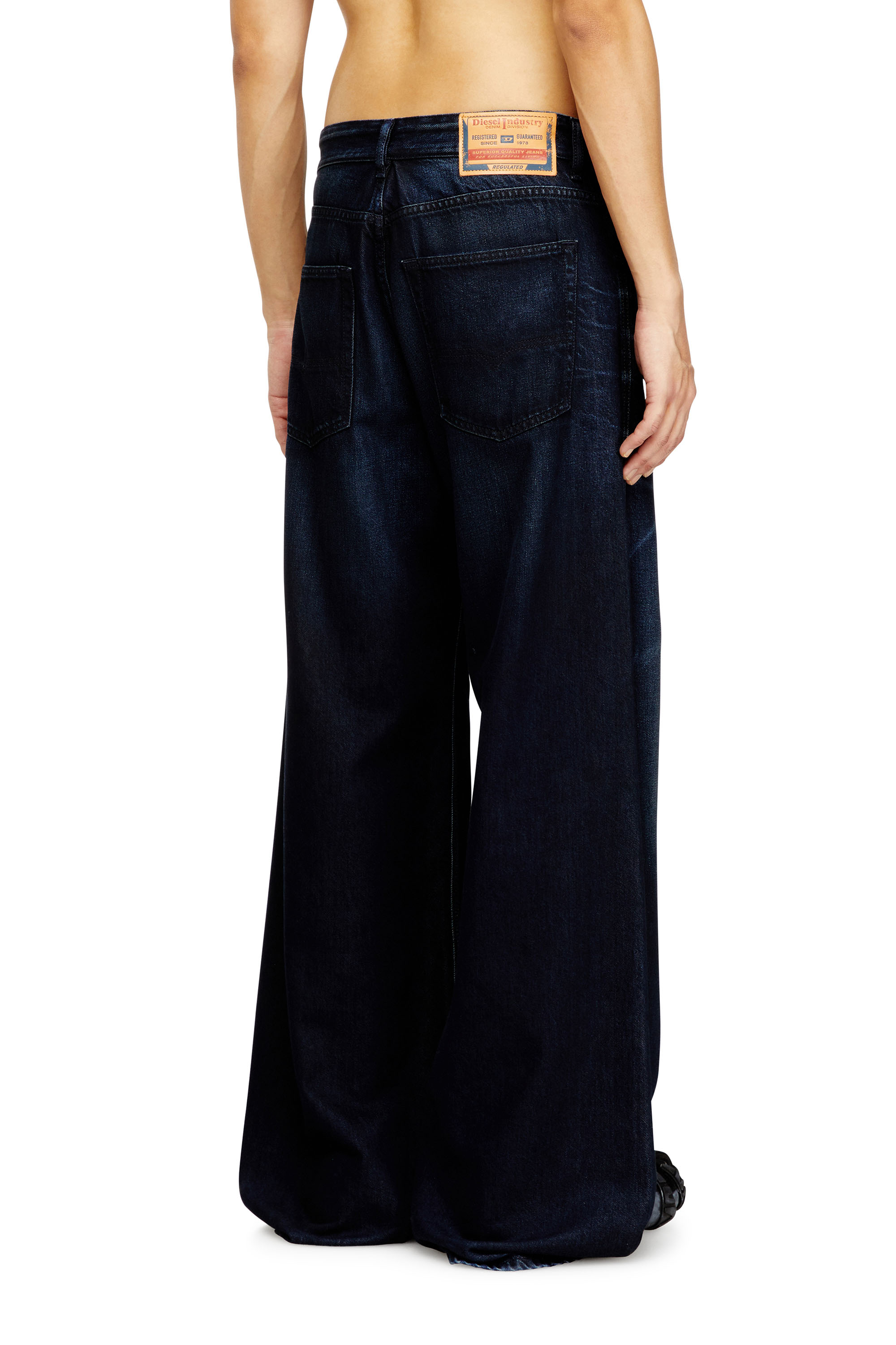 Diesel - Man's Relaxed Jeans D-Rise 09N21, Dark Blue - 4