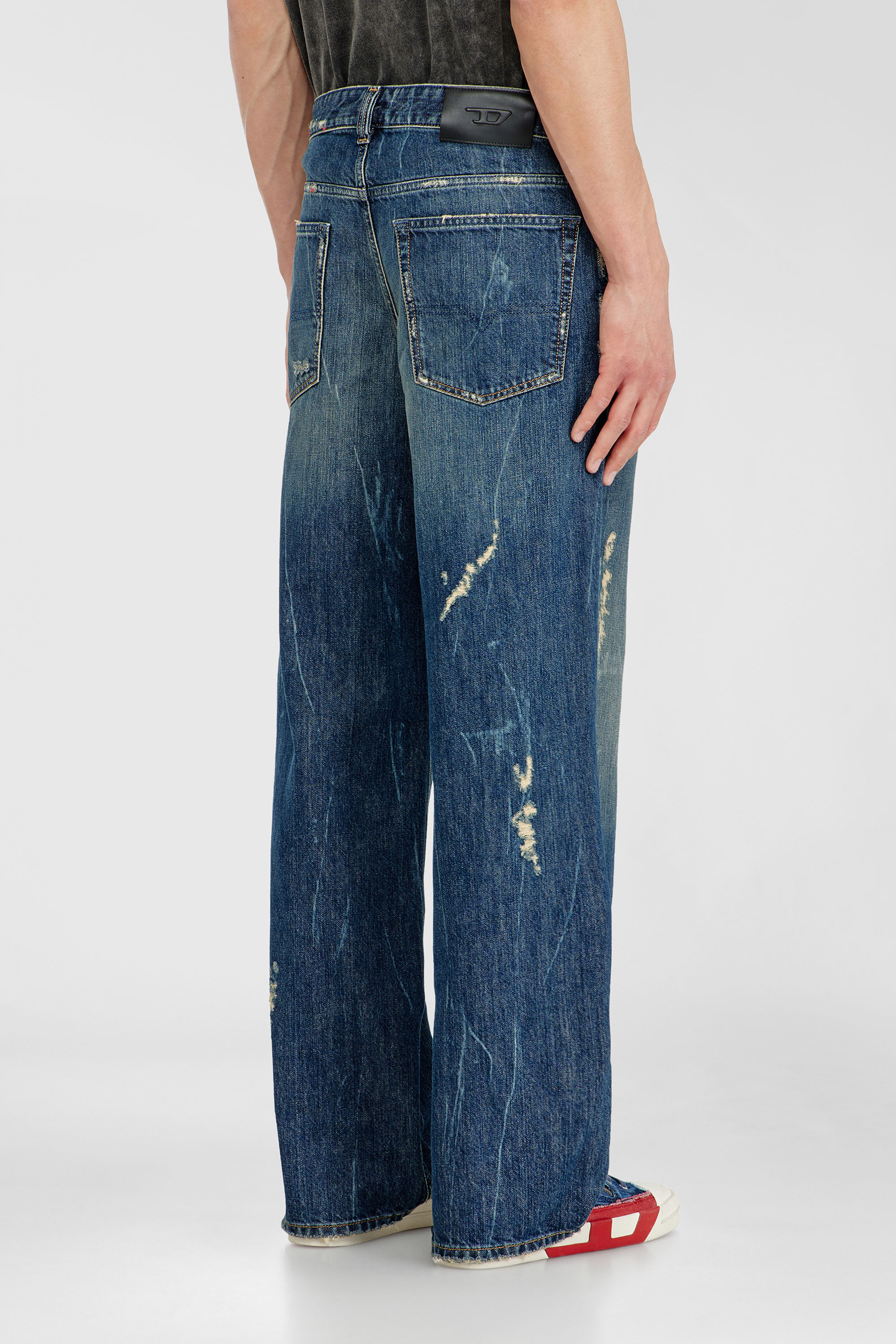 Diesel - Man's Relaxed Jeans 2001 D-Macro 09Q28, Medium blue - 5