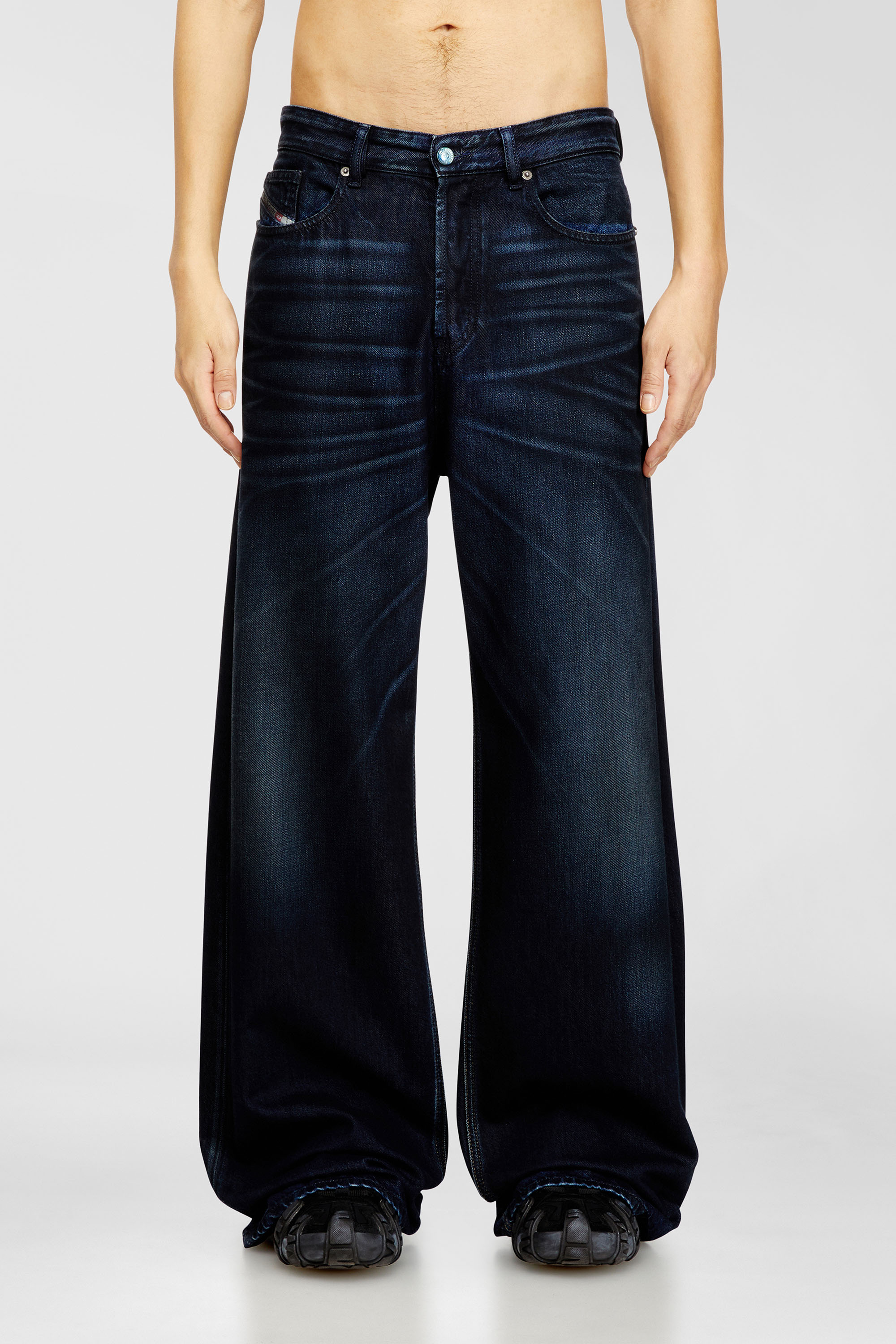 Diesel - Man's Relaxed Jeans D-Rise 09N21, Dark Blue - 1