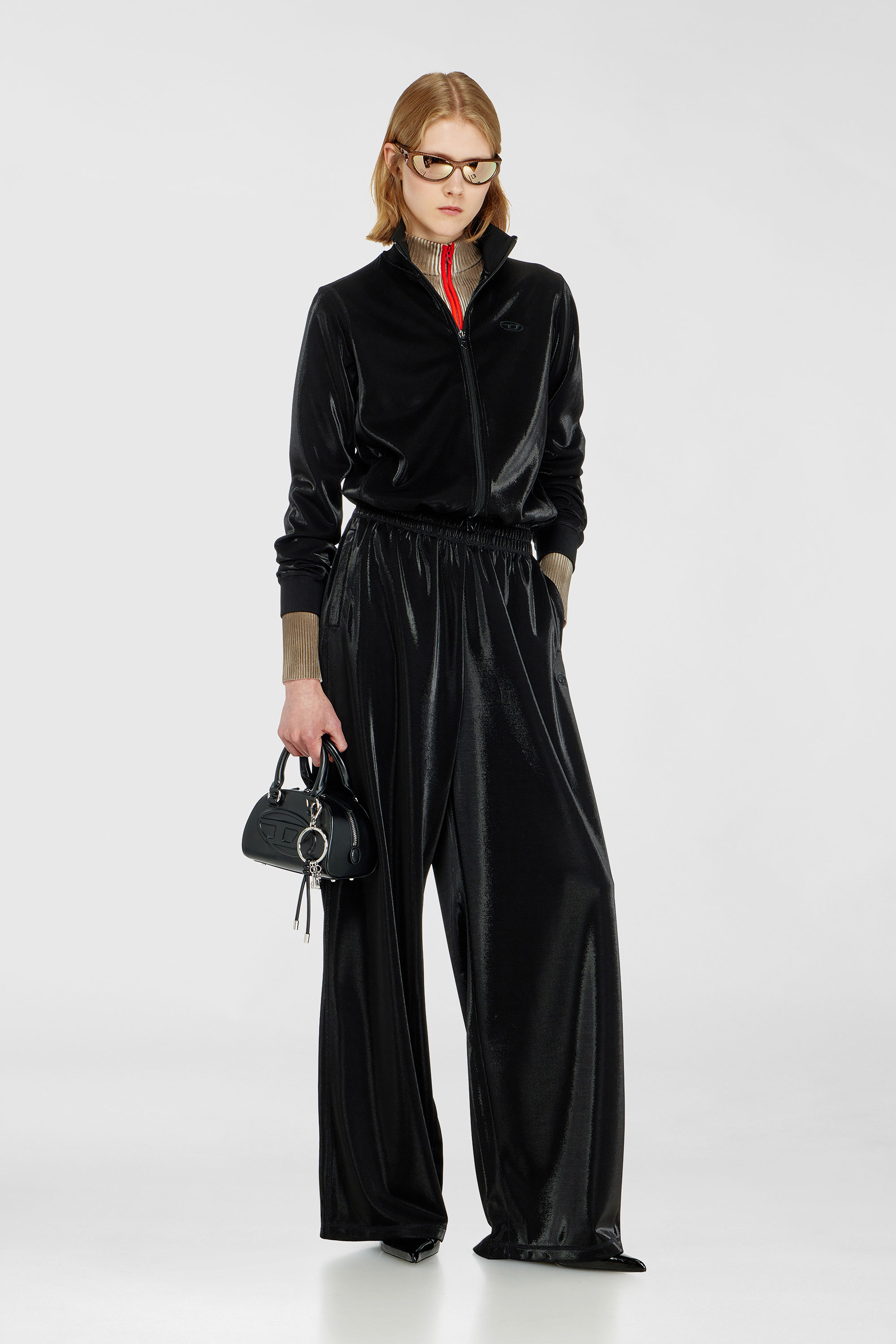 Zipped sweatshirt with shiny piquet effect