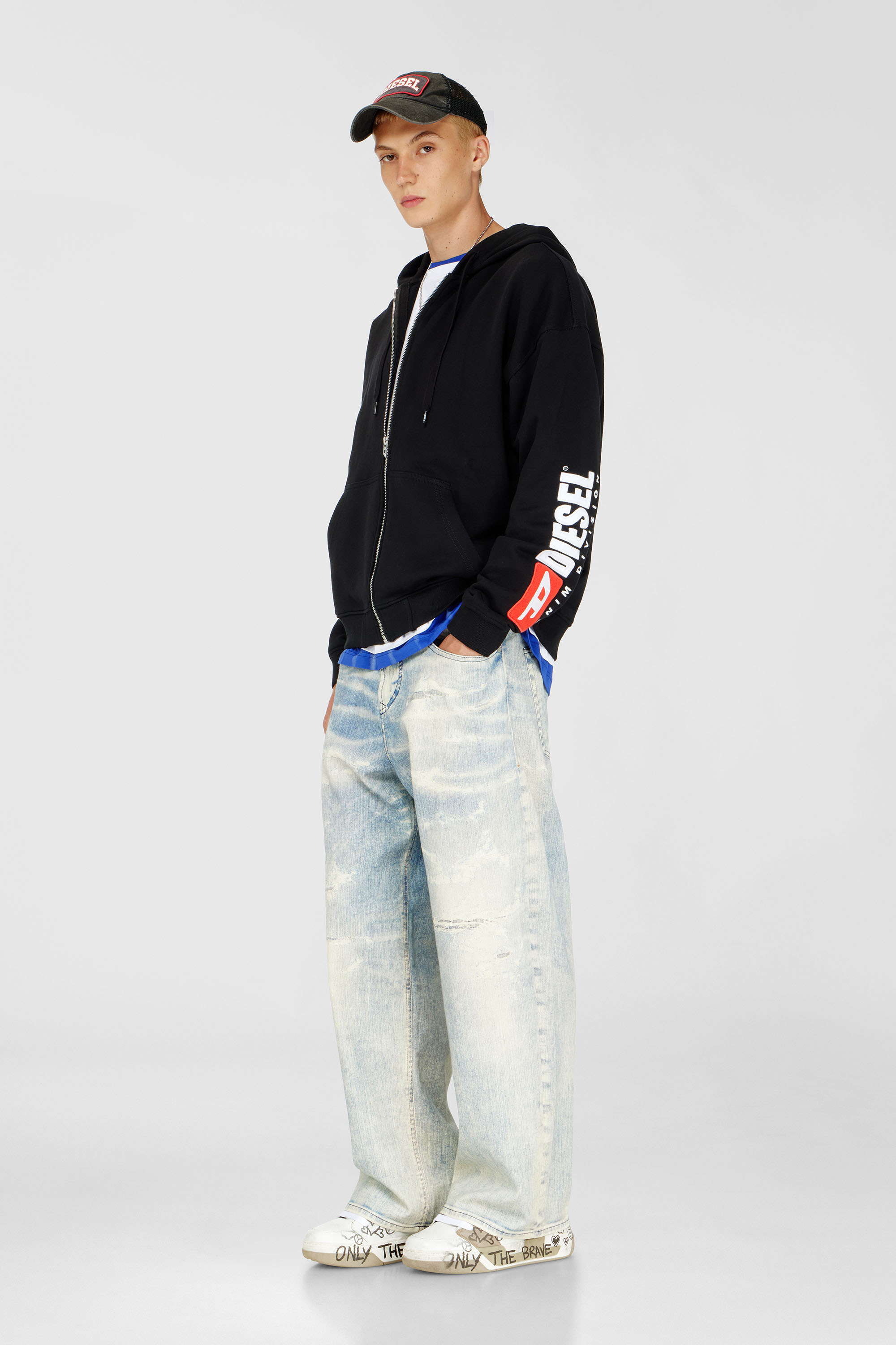 Diesel - S-BOXT-ZIP-HOOD-DIV, Man's Hoodie with logo patch embroidery in Black - 2