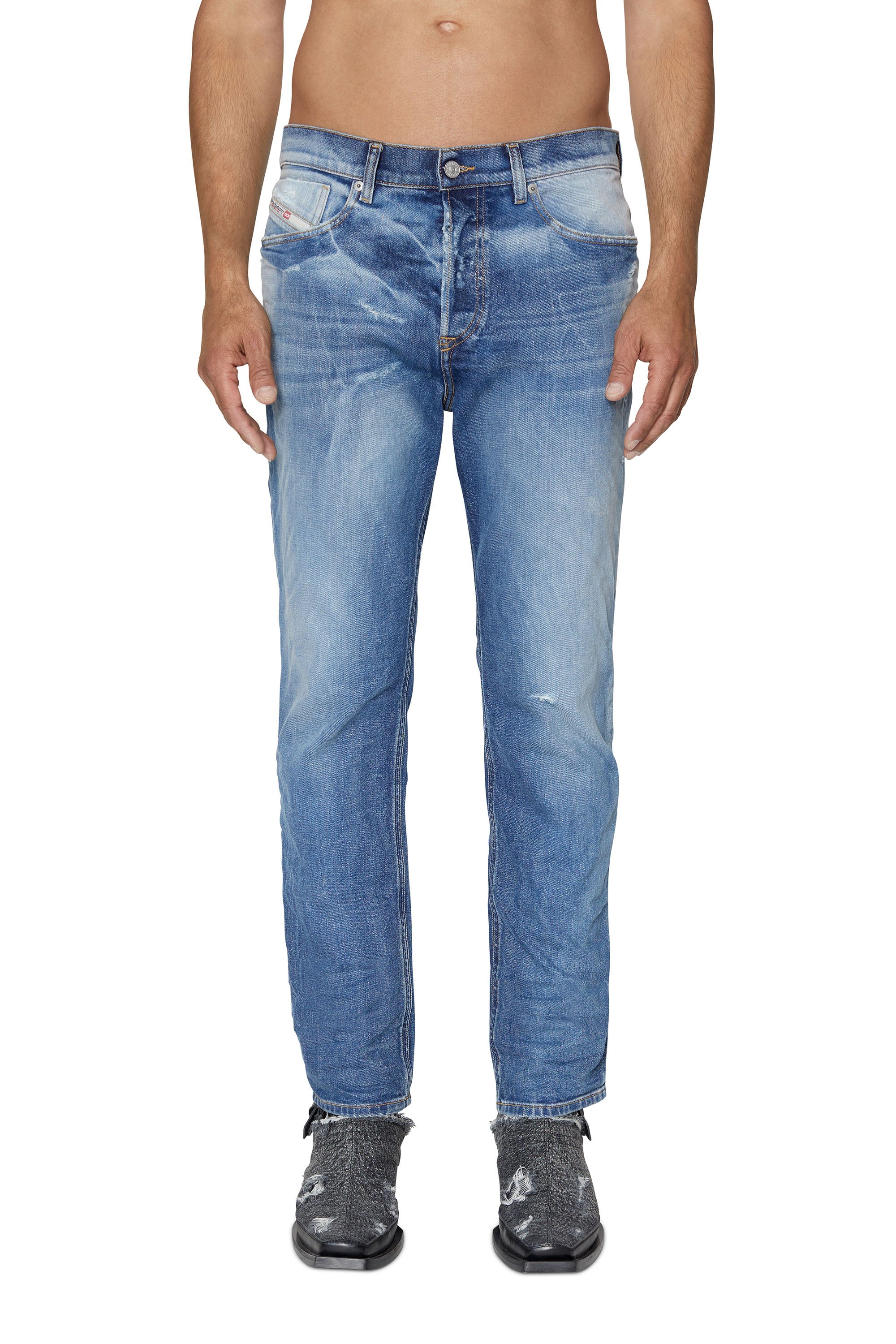 2005 D-FINING 09E16 Tapered Jeans, Medium blue - Jeans