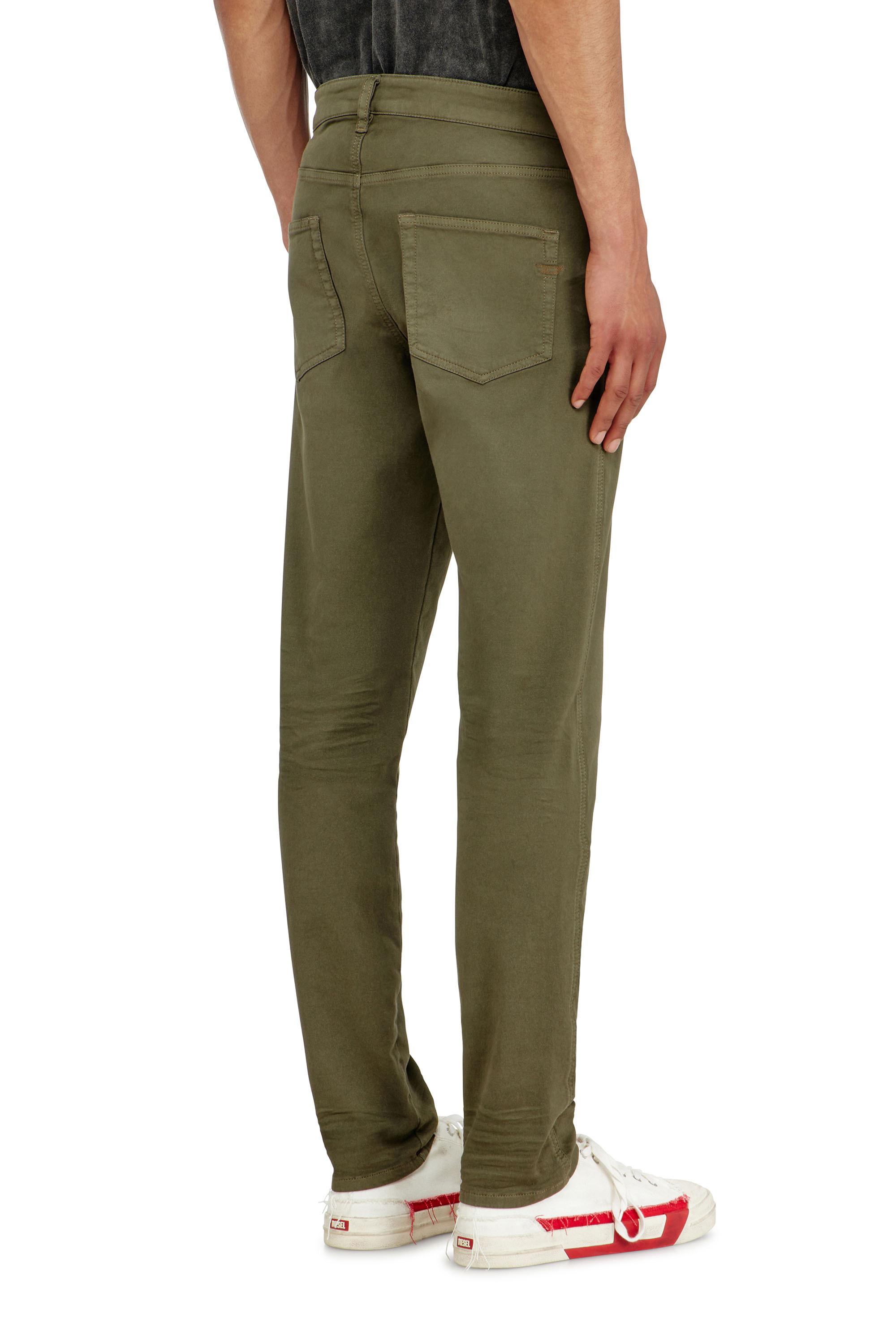 Diesel - Man's Slim 2062 D-Strukt Joggjeans&reg; 0670M, Military Green - 3