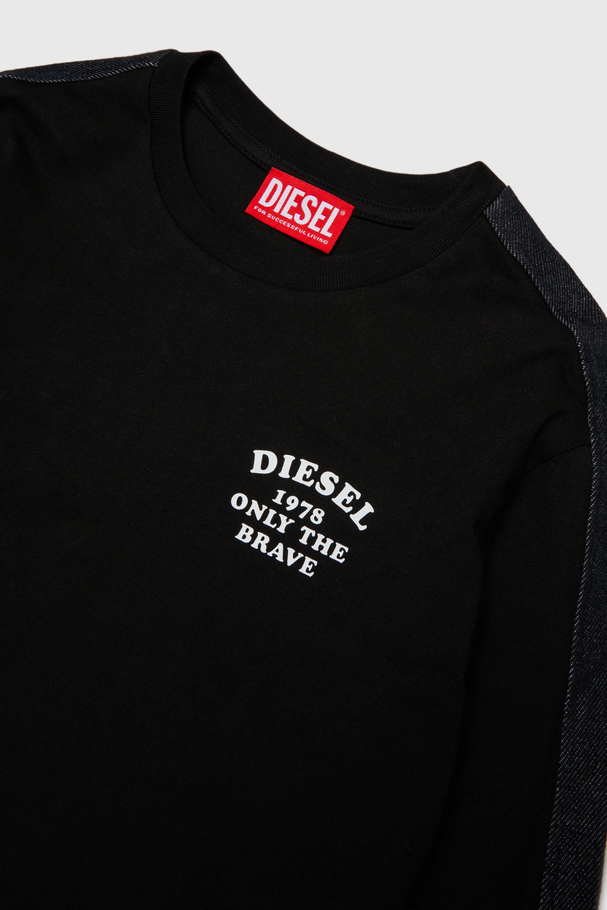 Diesel - TEAN OVER, Man's Long-sleeve T-shirt with logo and contrast bands in Black - 3