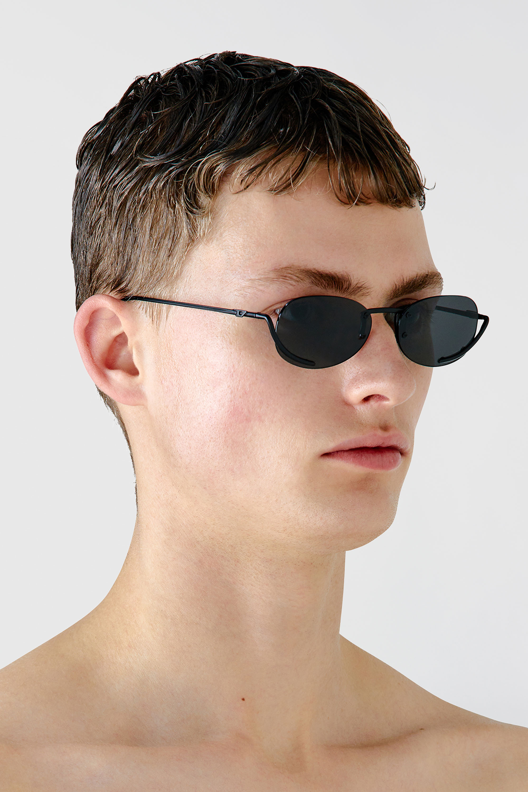 Diesel - 0DL1004, Unisex's Oval sunglasses in Black - 4