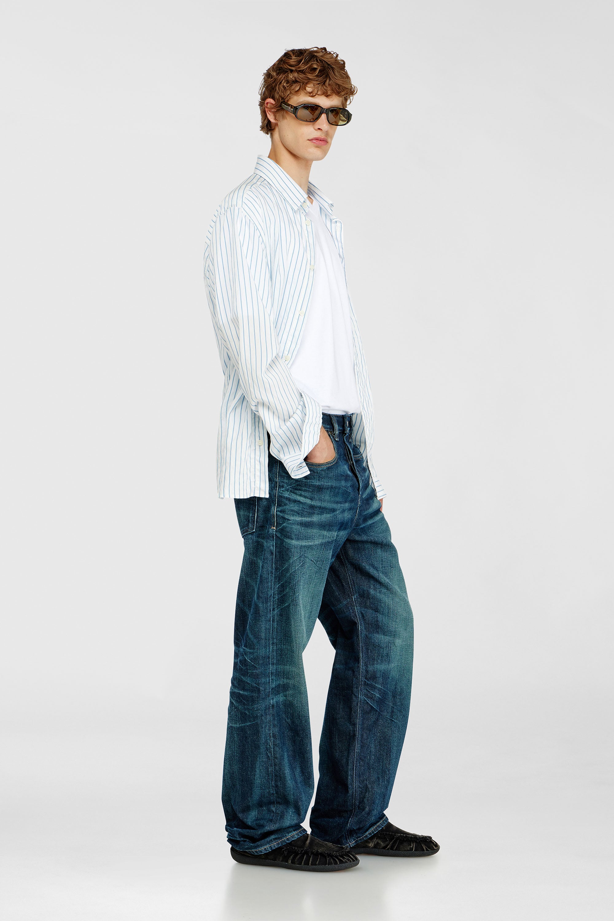 Diesel - Man's Relaxed Jeans 2001 D-Macro 09Q04, Dark Blue - 2