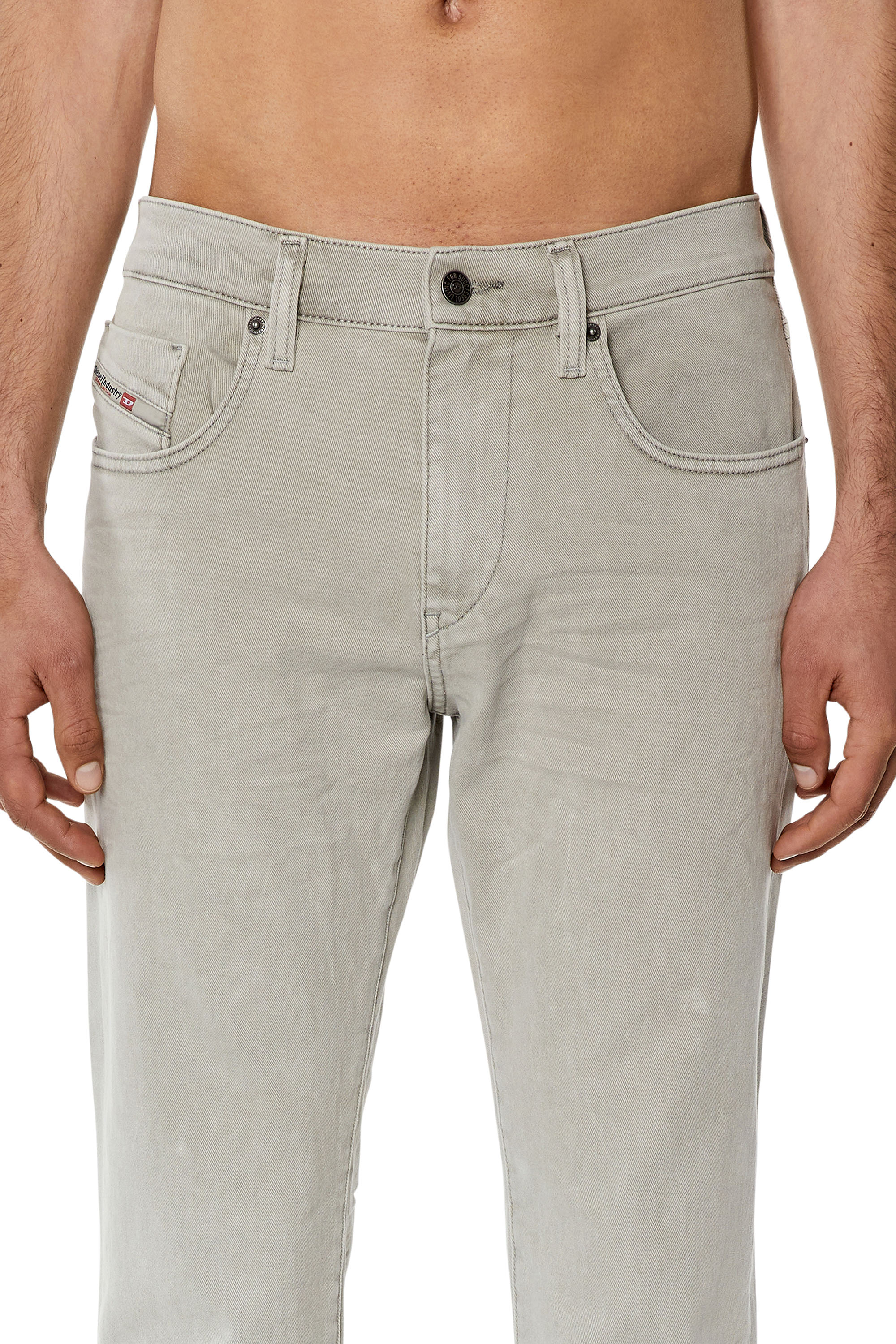 Diesel - Slim Jeans 2019 D-Strukt 0QWTY, Light Grey - Image 4